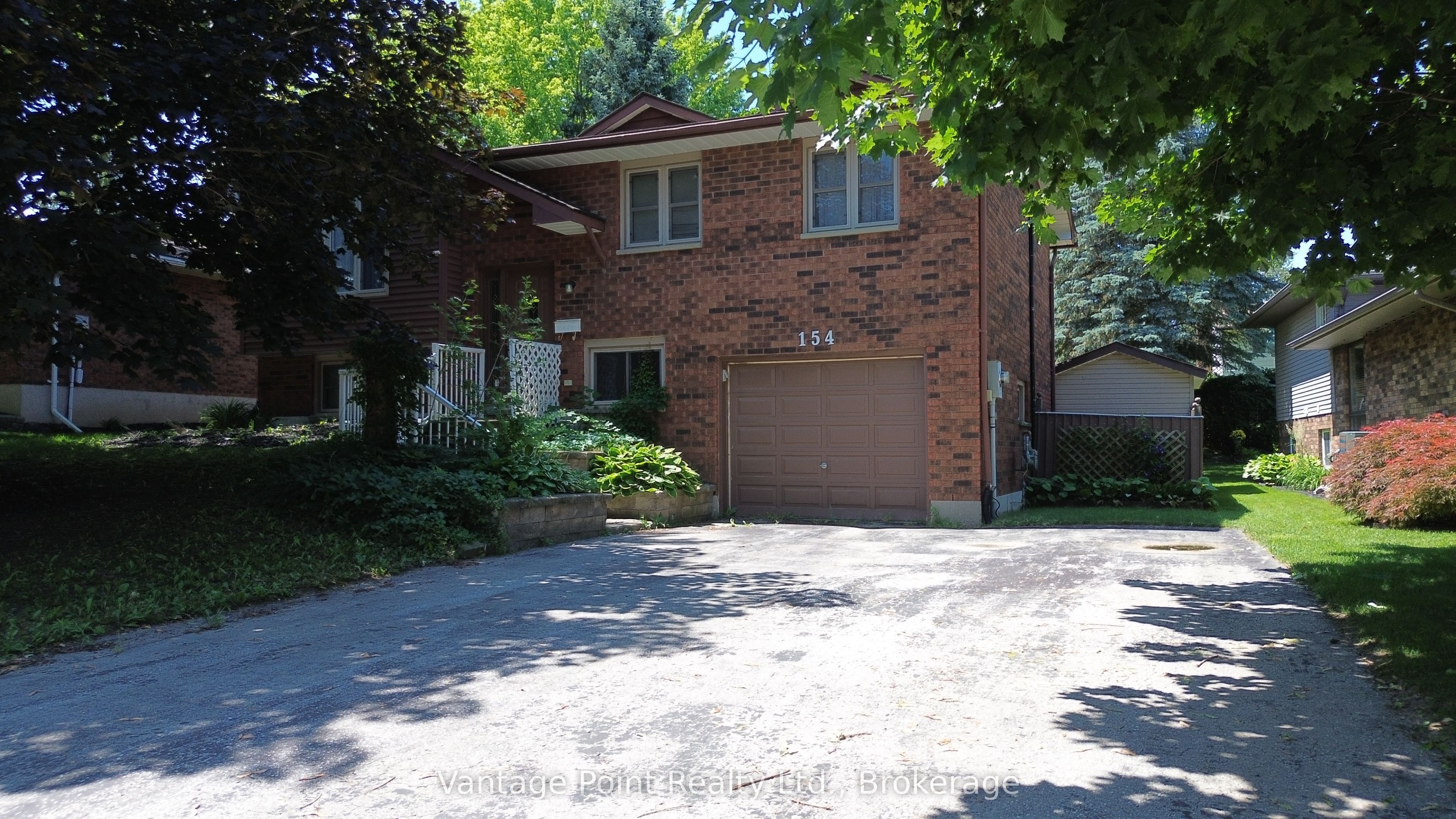 154 15th Ave Close Property Photo 4