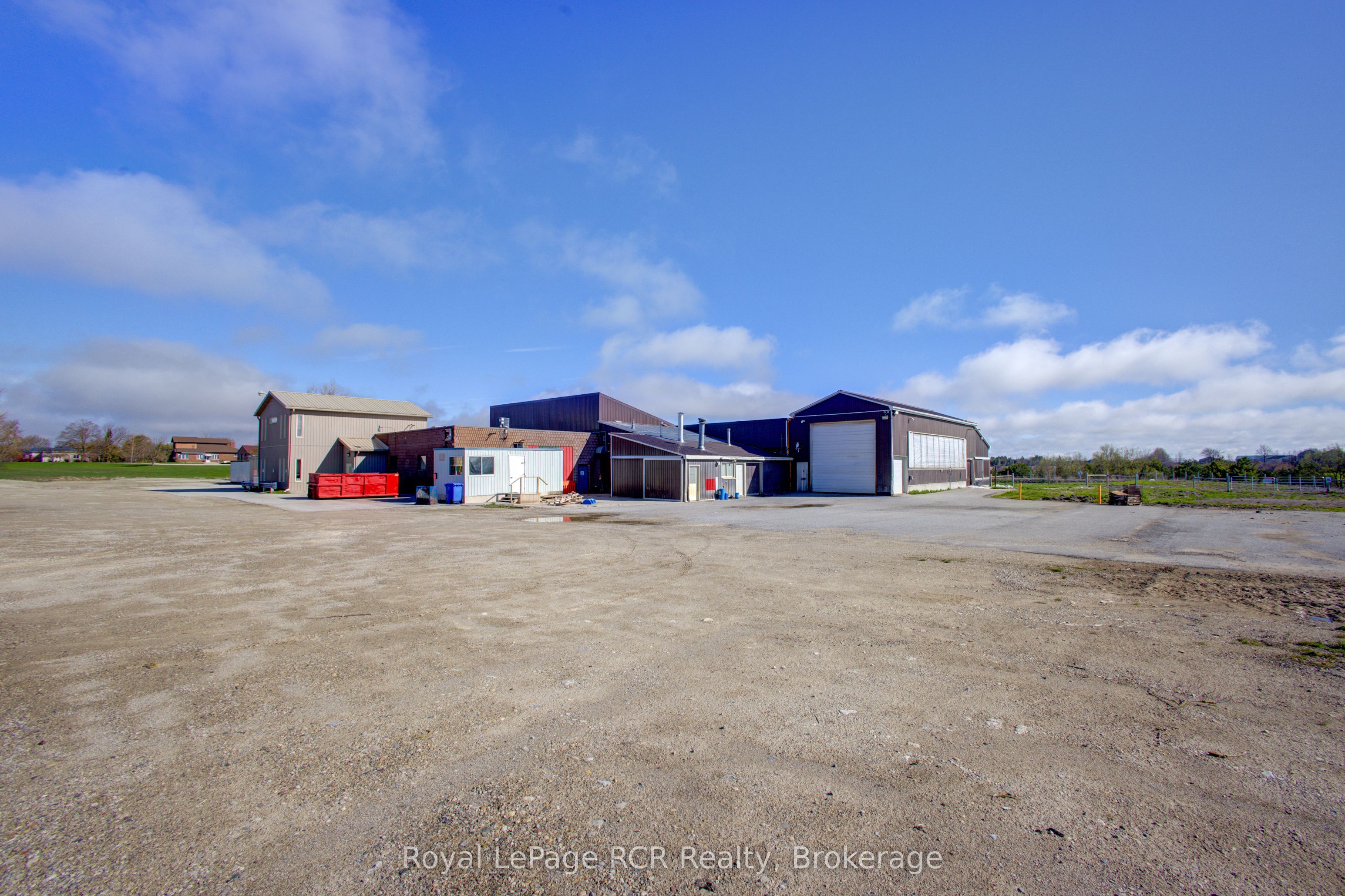 7597 Jones Baseline Road Property Photo 9