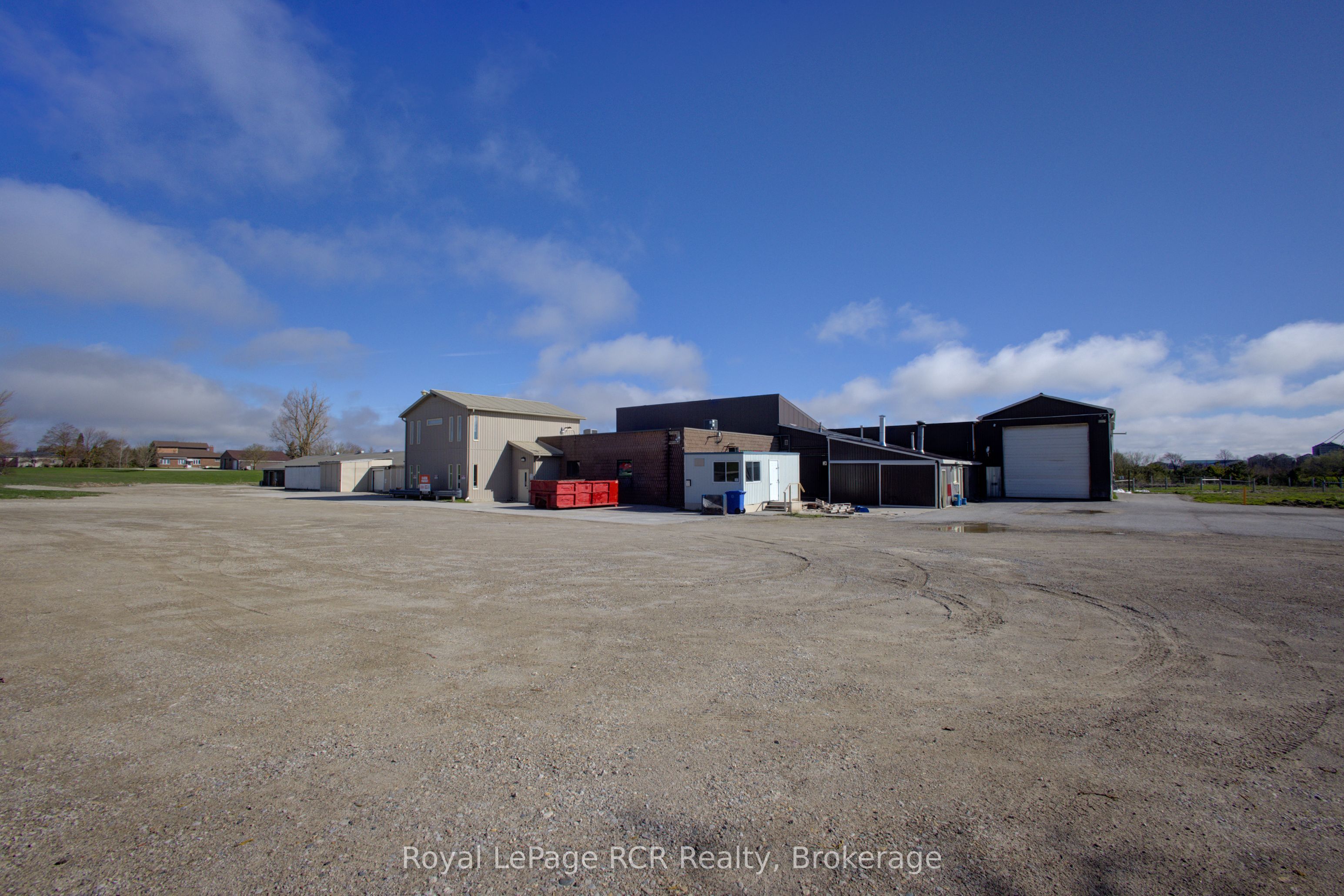 7597 Jones Baseline Road Property Photo 10