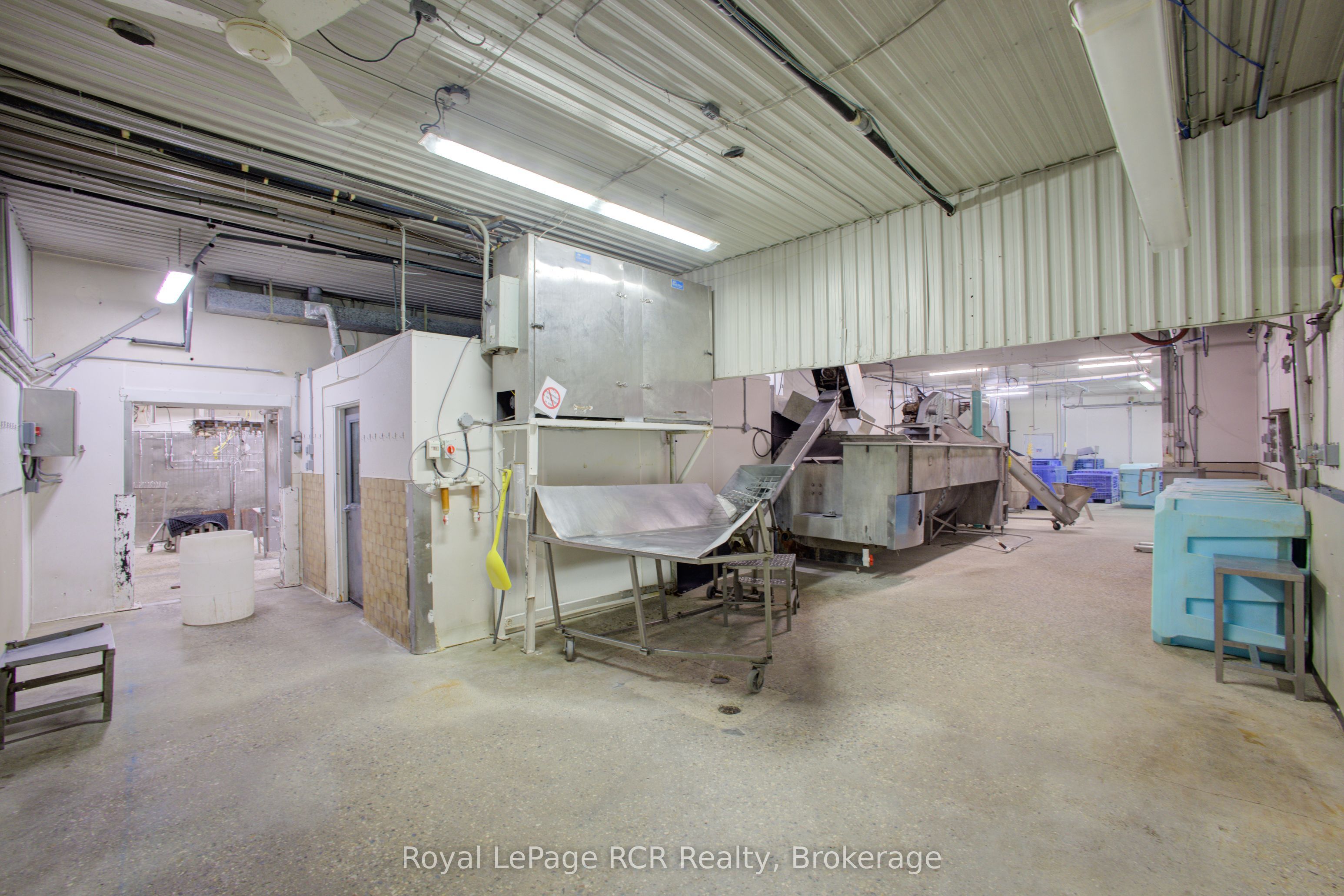 7597 Jones Baseline Road Property Photo 16