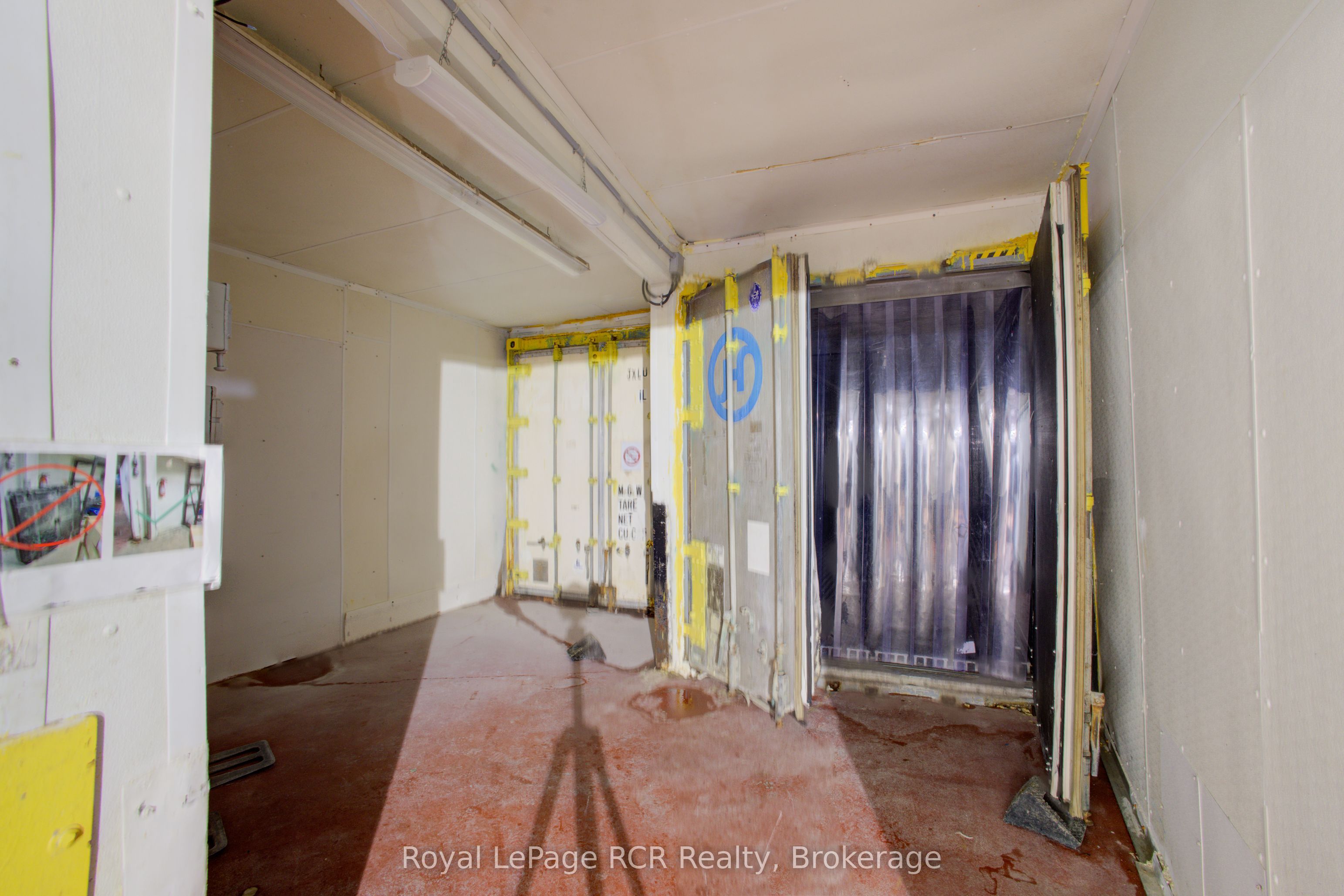 7597 Jones Baseline Road Property Photo 17