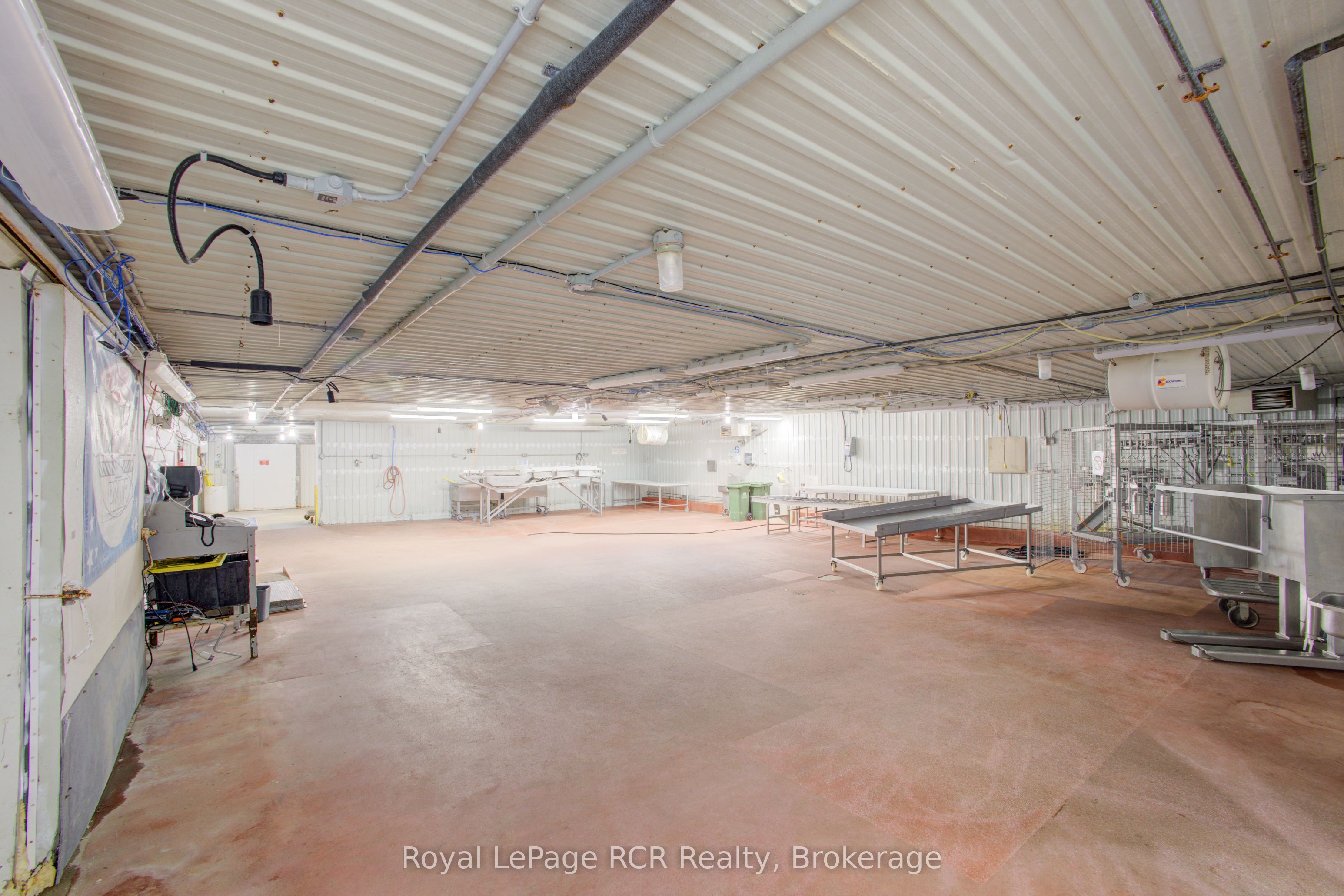 7597 Jones Baseline Road Property Photo 20