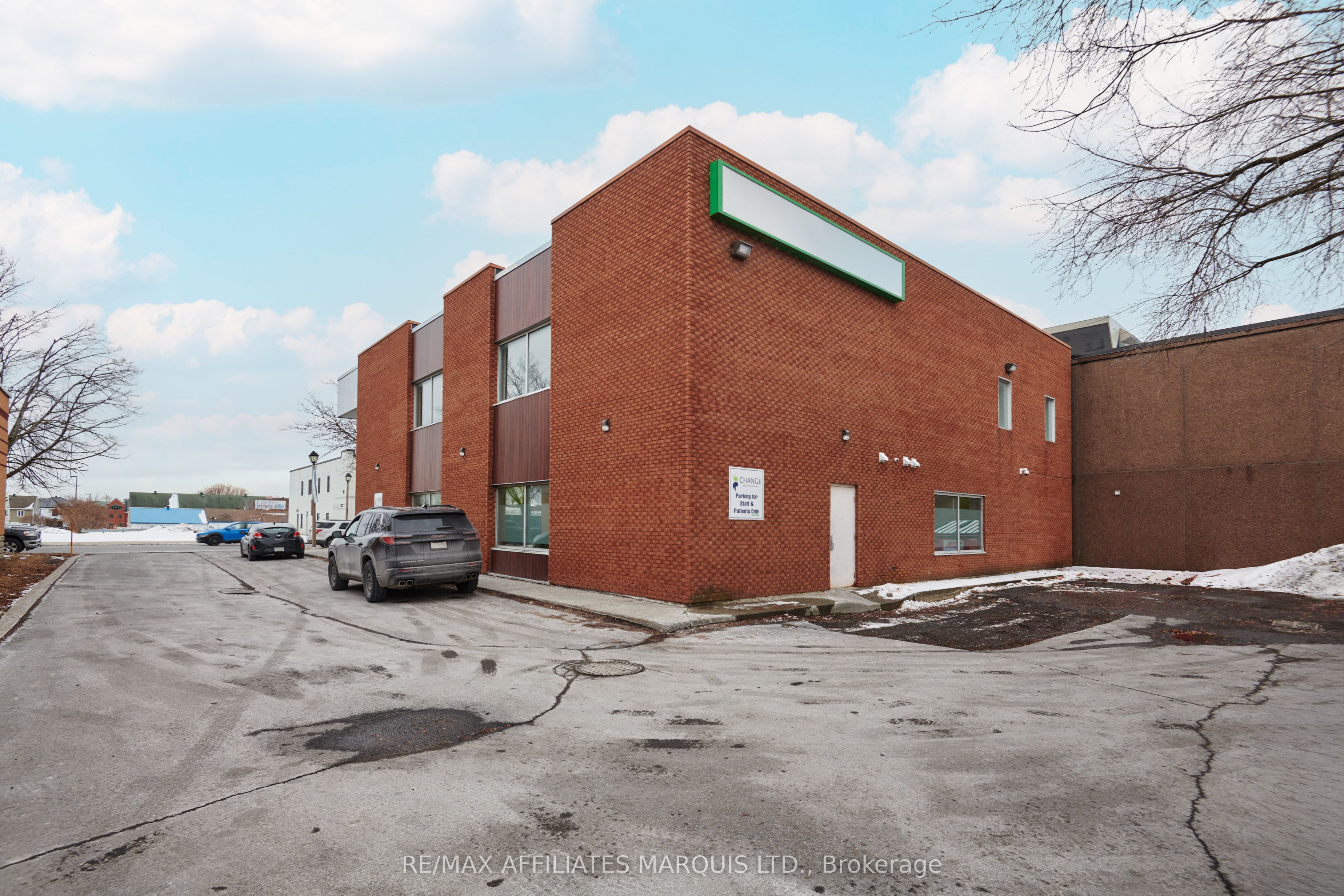 41 Second Street W Office Unit 3 Property Photo 33