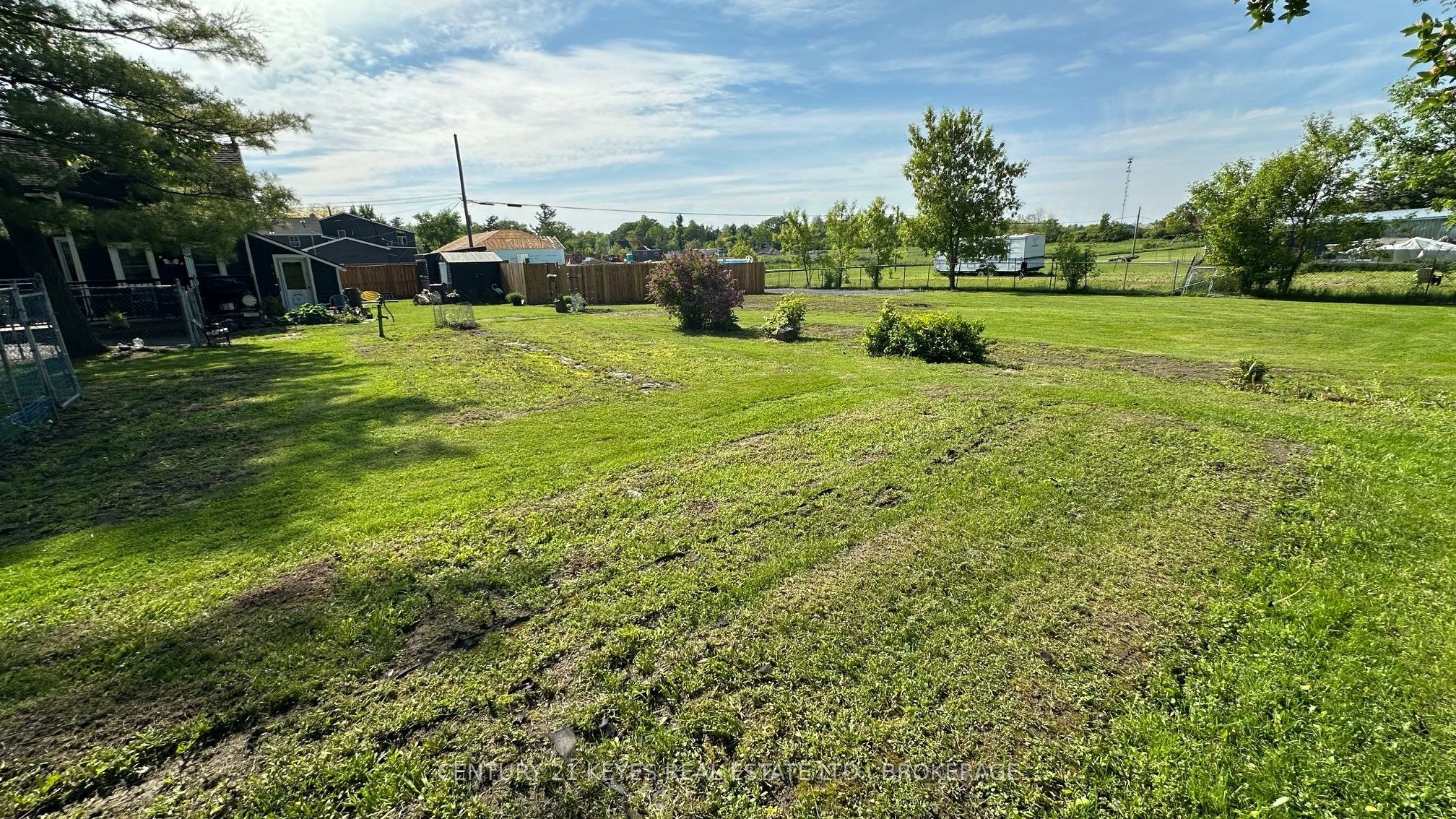 376 Second Street Property Photo 9