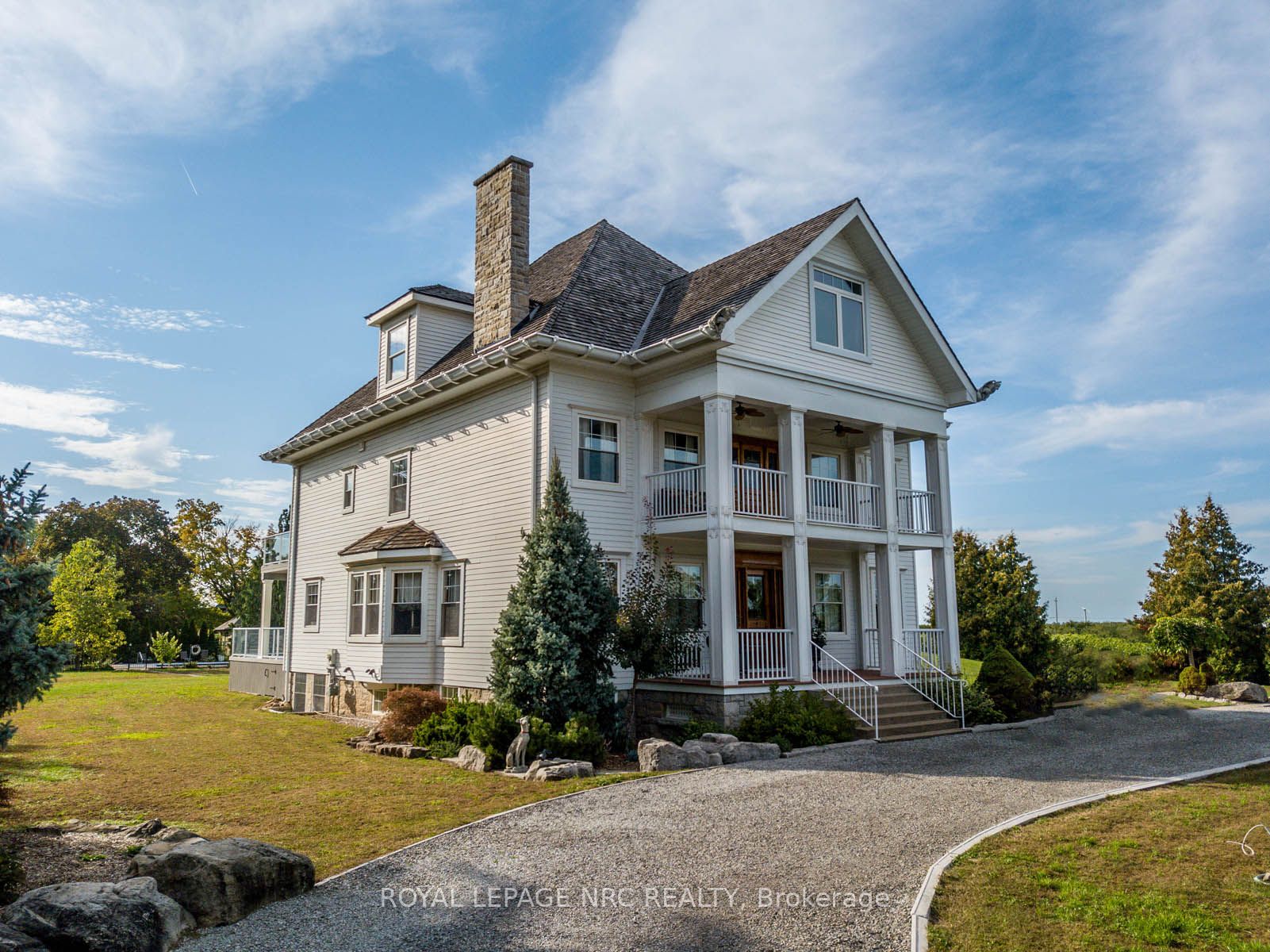 14902 Niagara River Parkway Property Photo 1