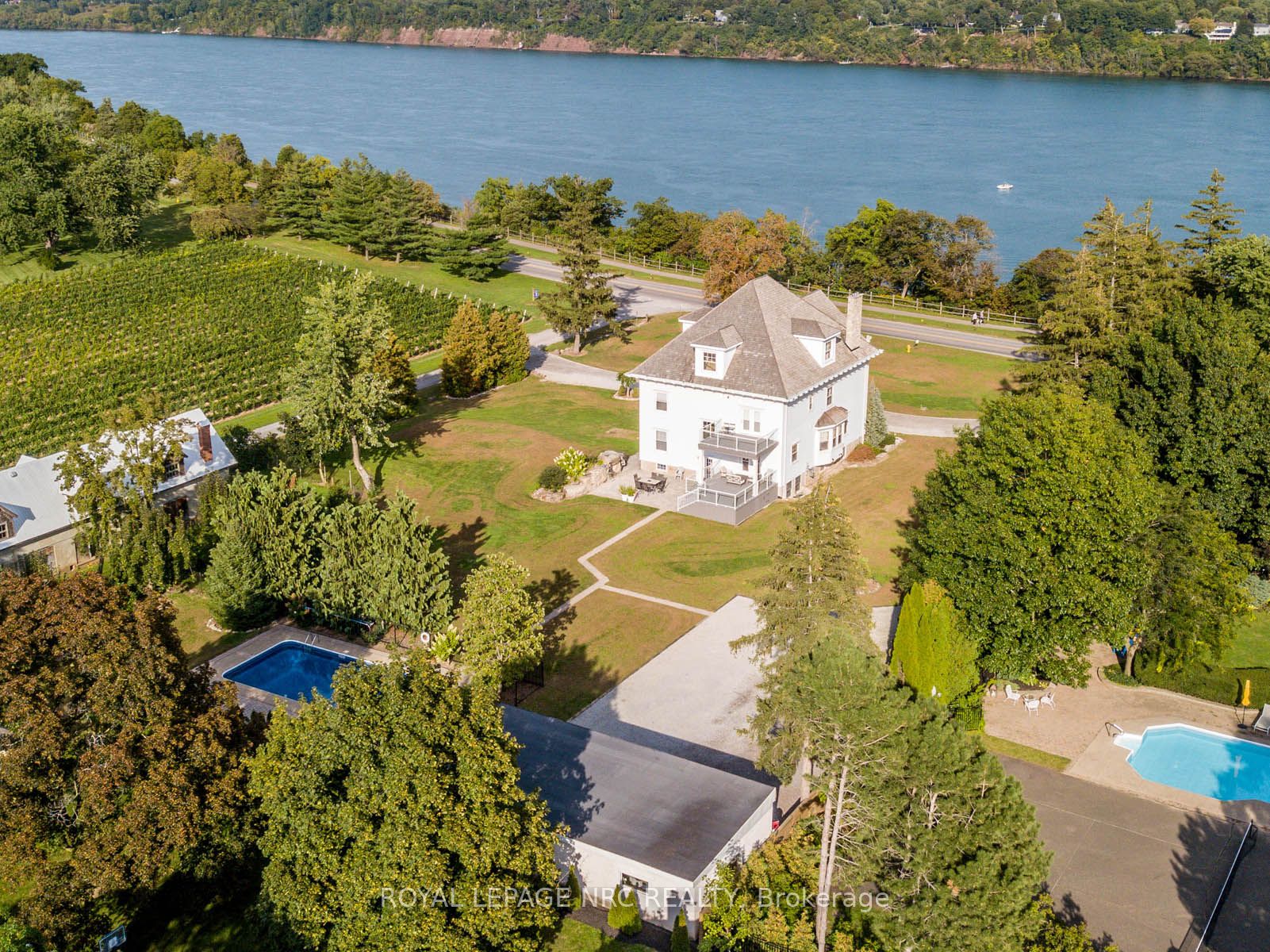 14902 Niagara River Parkway Property Photo 38