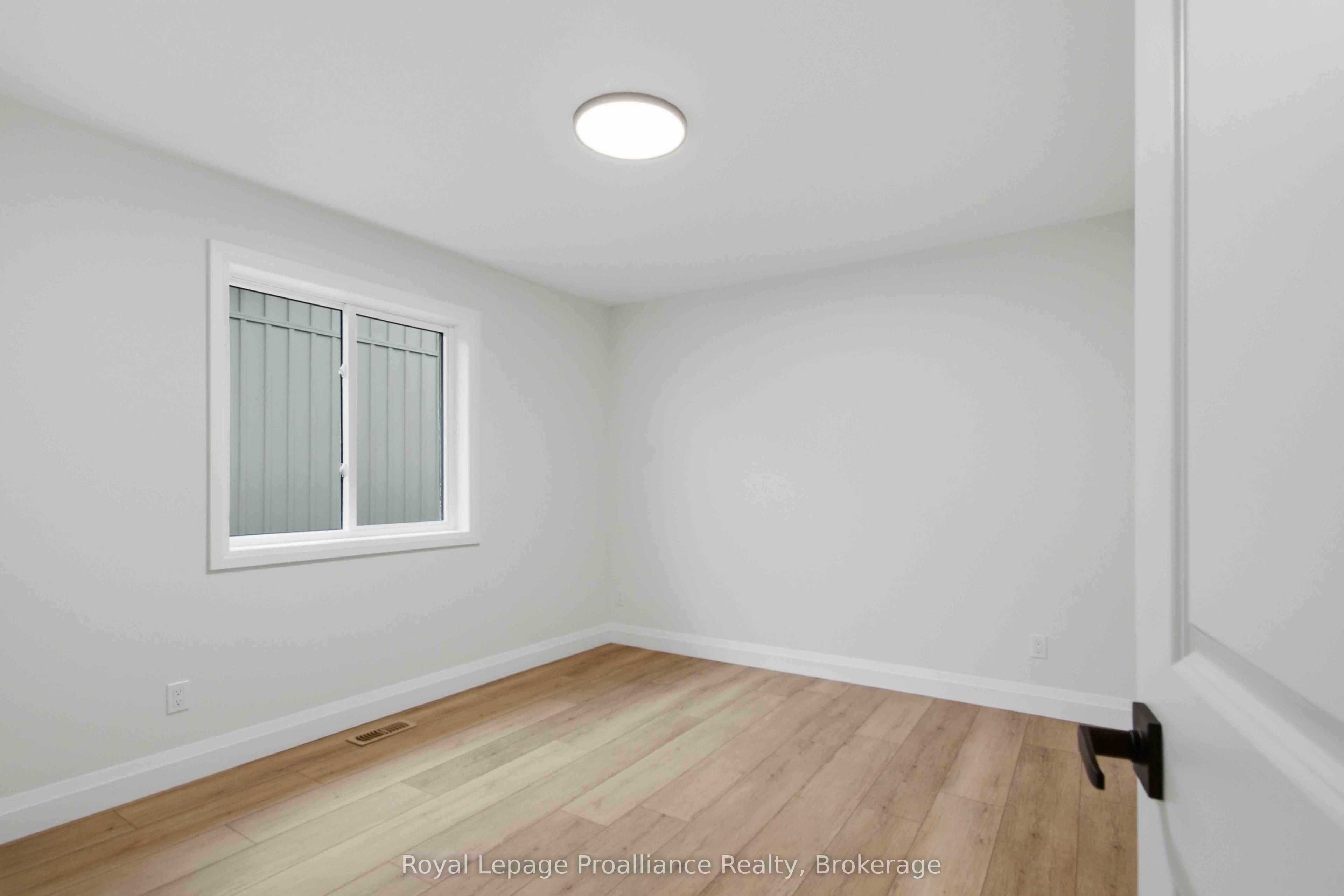 50 Mackenzie John Crescent Property Photo 15