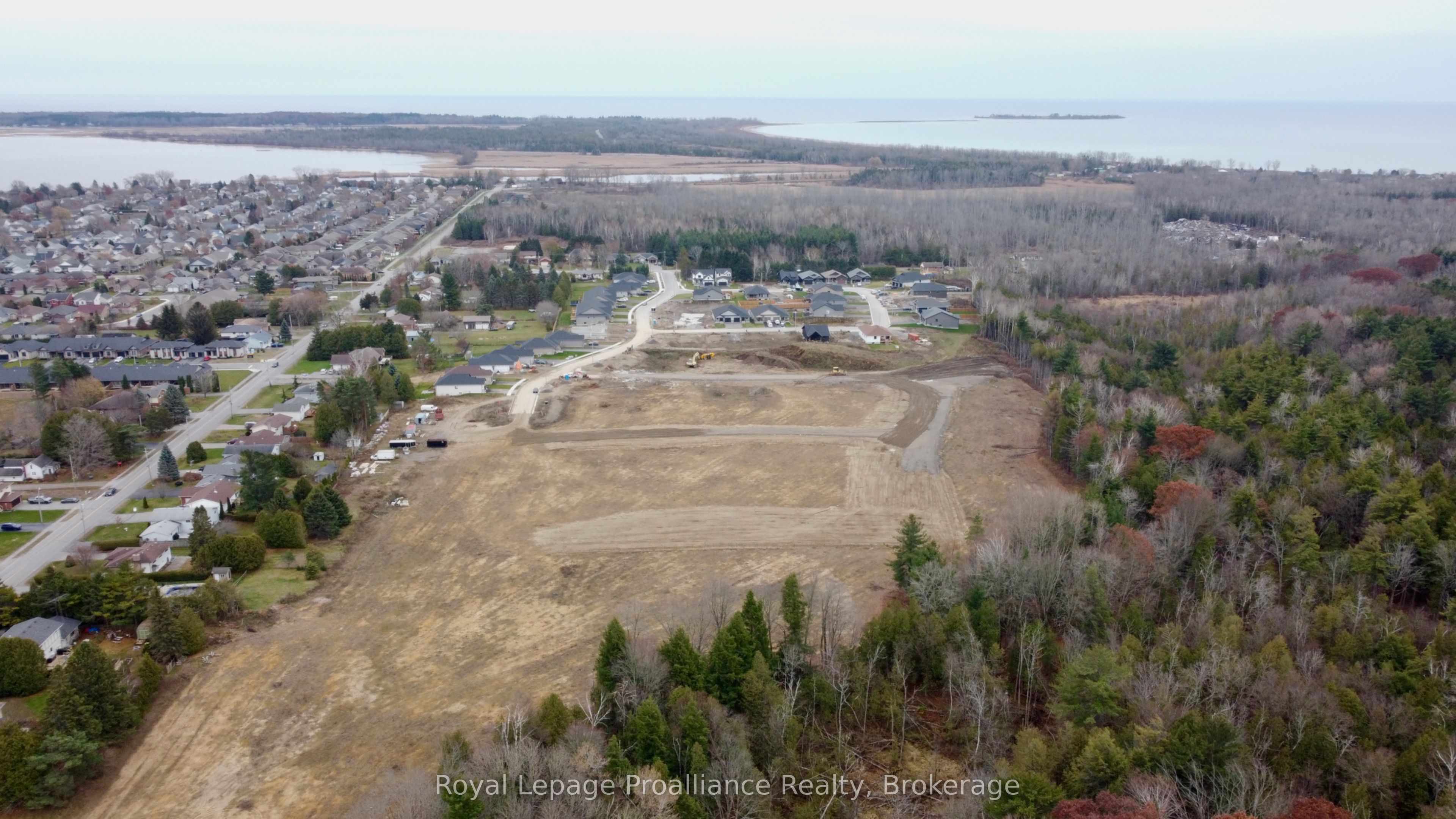 50 Mackenzie John Crescent Property Photo 21