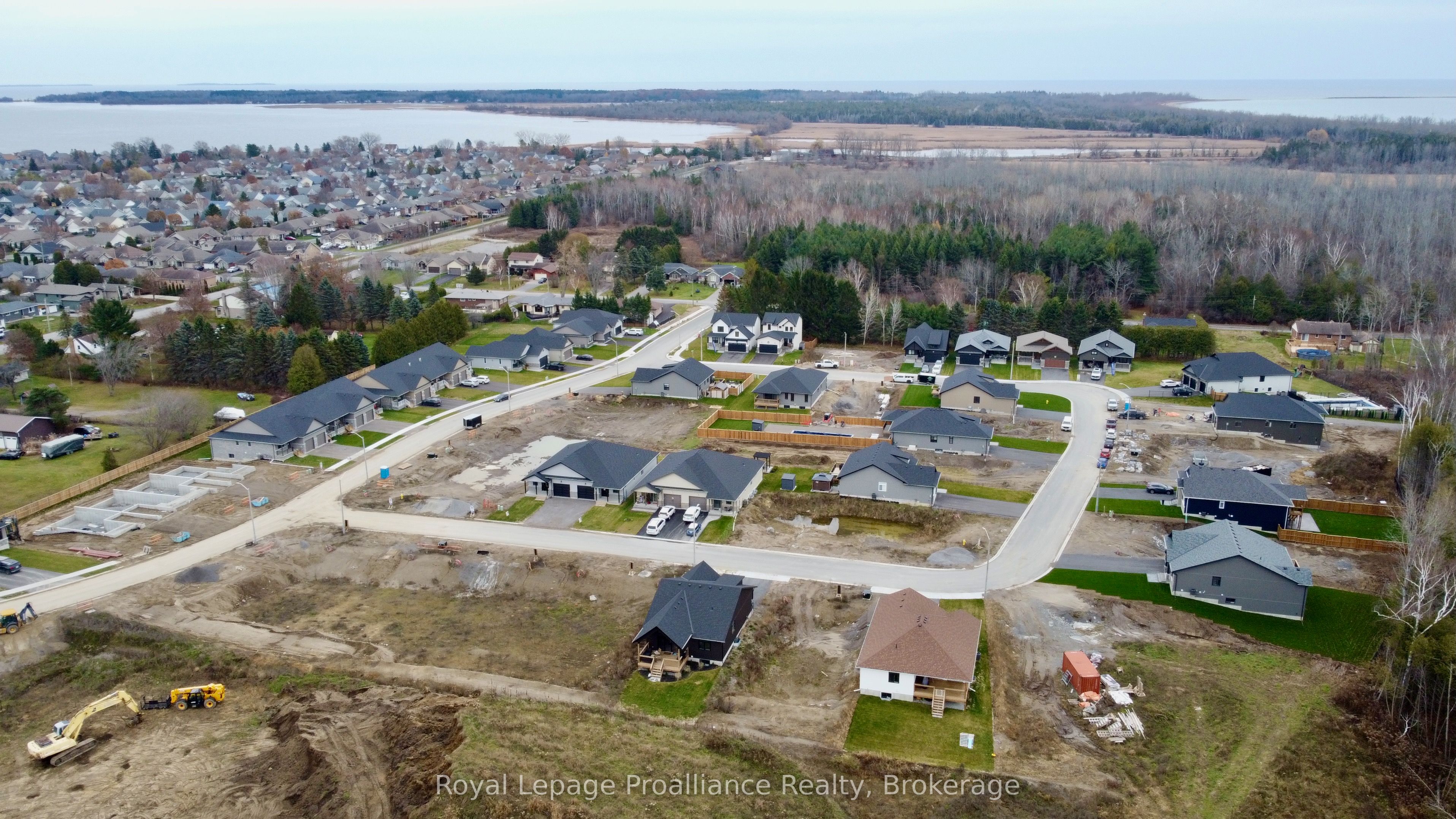 50 Mackenzie John Crescent Property Photo 24