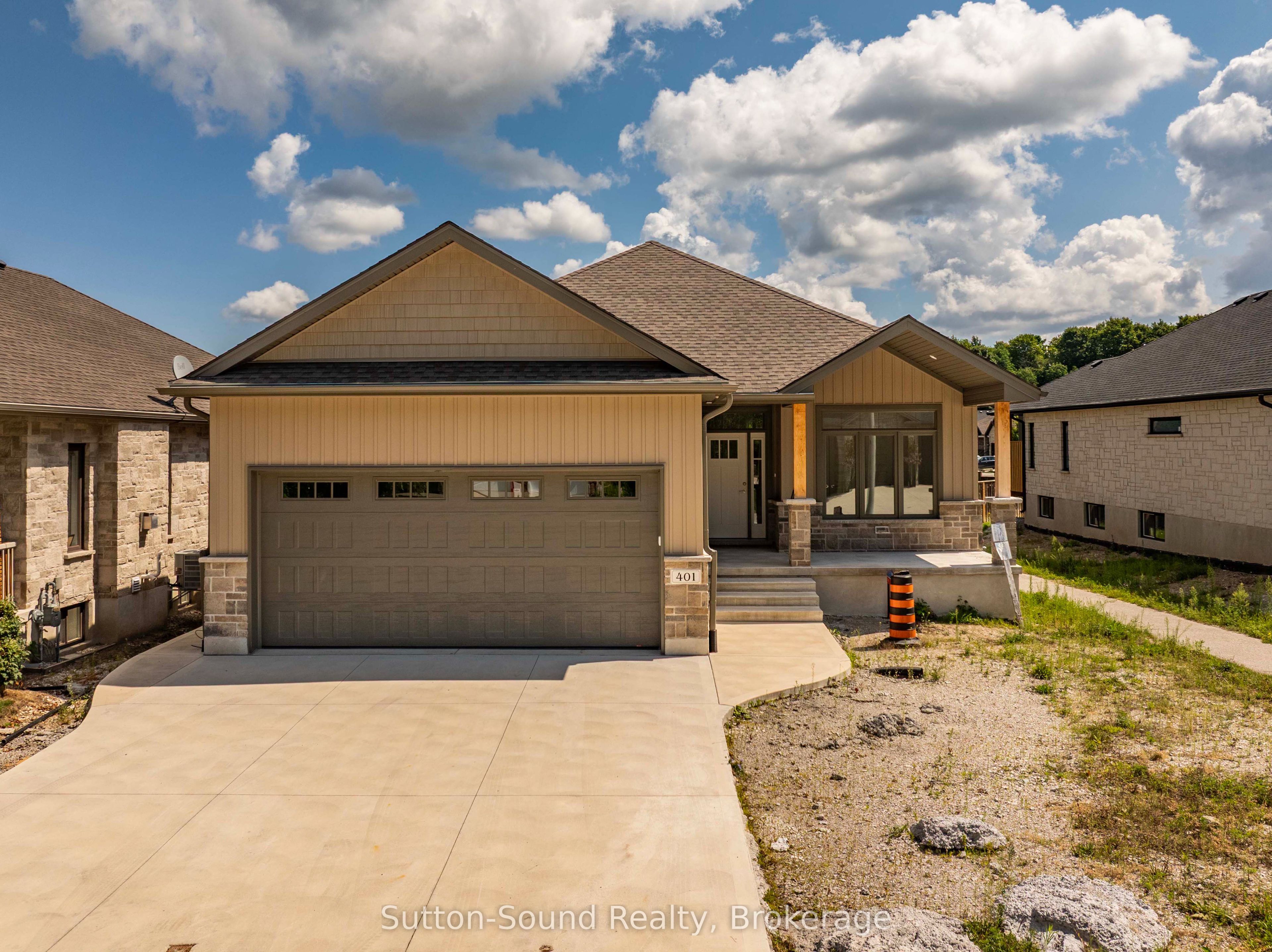 401 6th Avenue W Property Photo 1