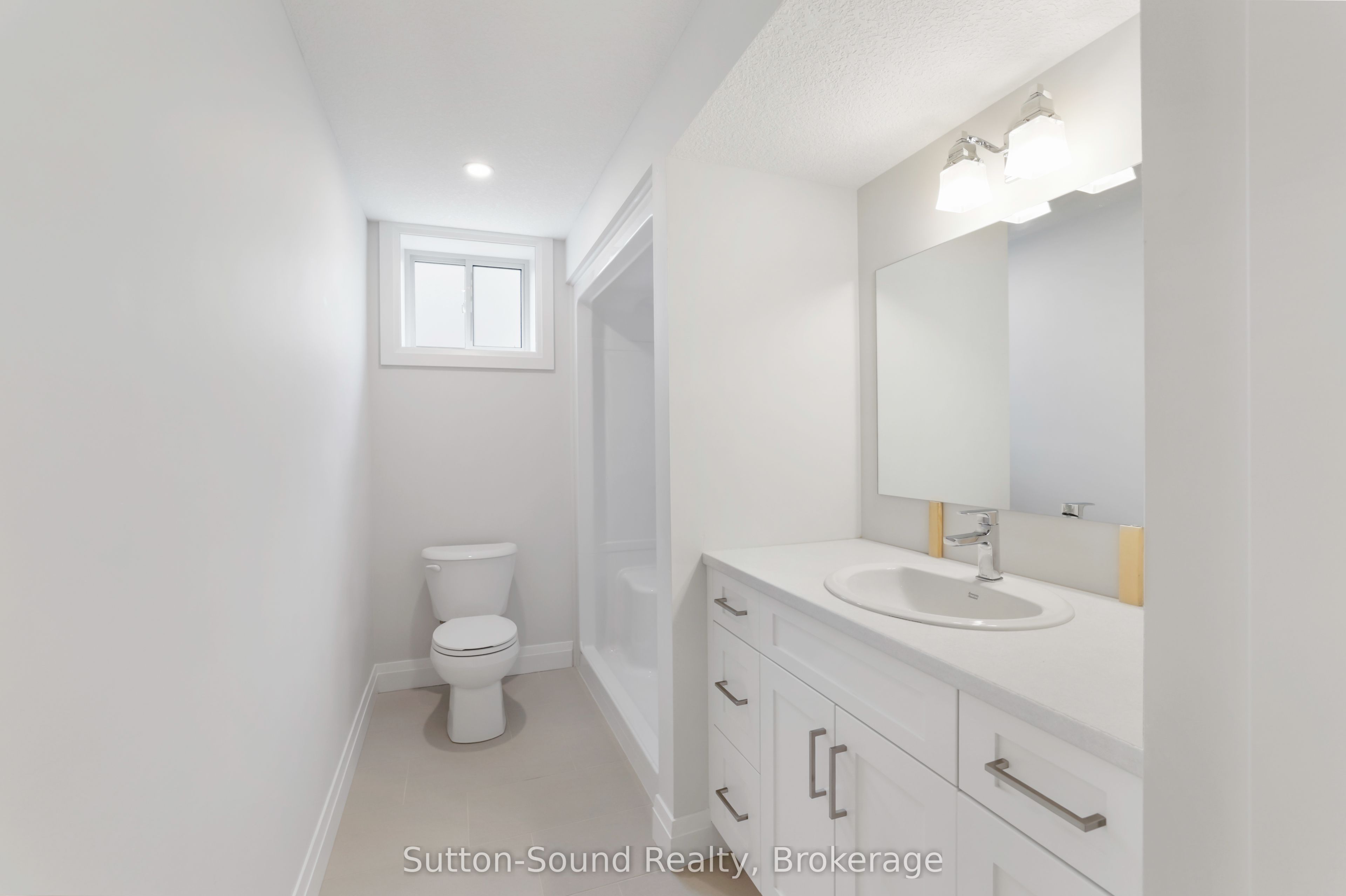 401 6th Avenue W Property Photo 38