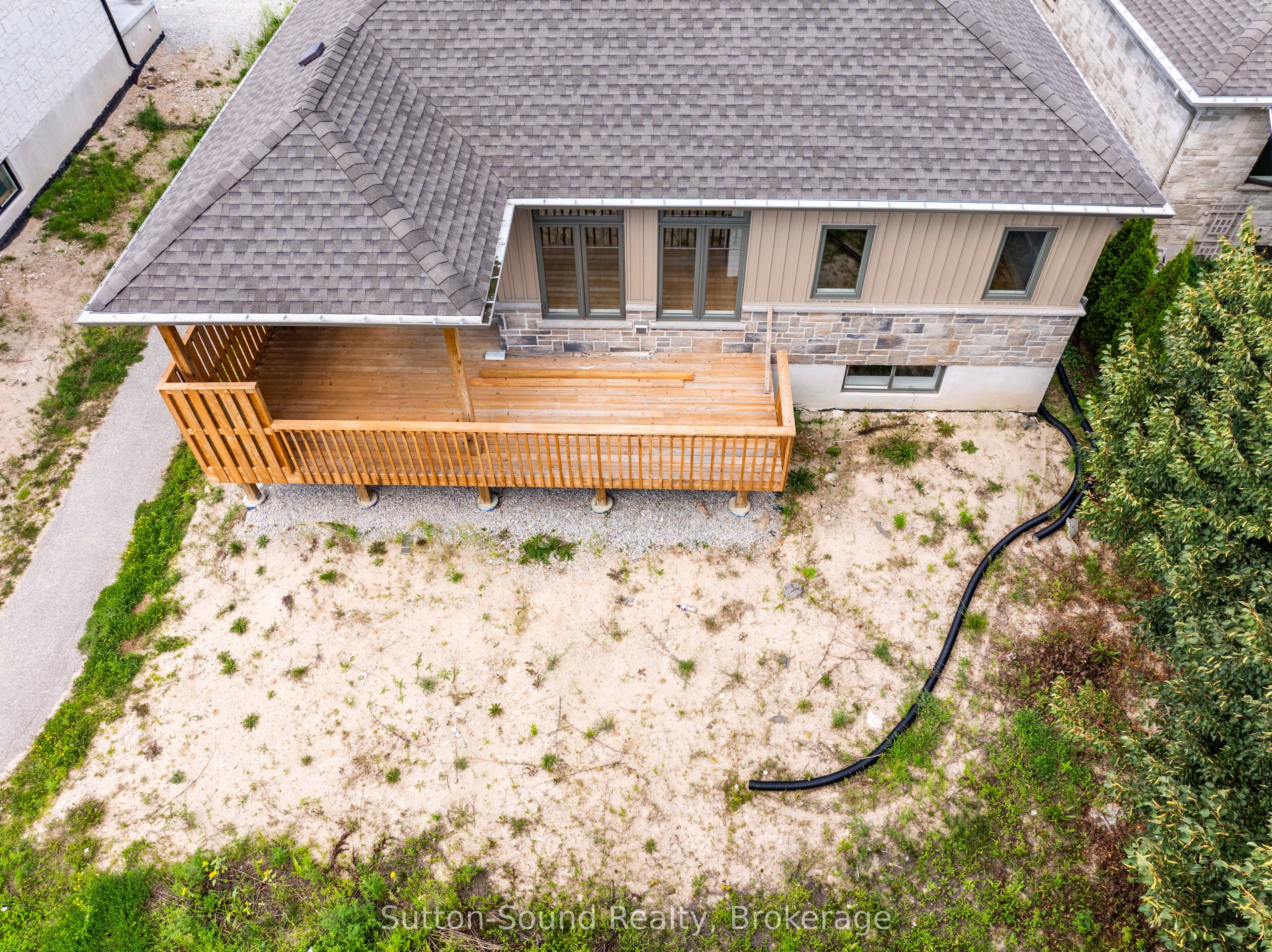 401 6th Avenue W Property Photo 47
