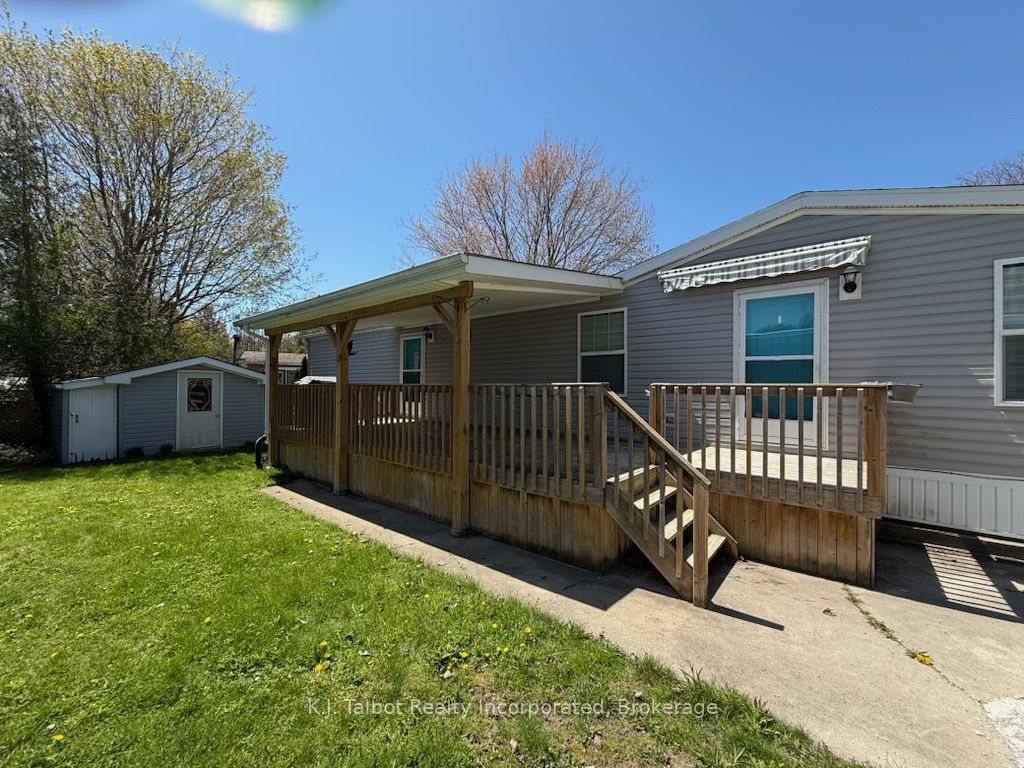 13 Sutton Drive Property Photo 2