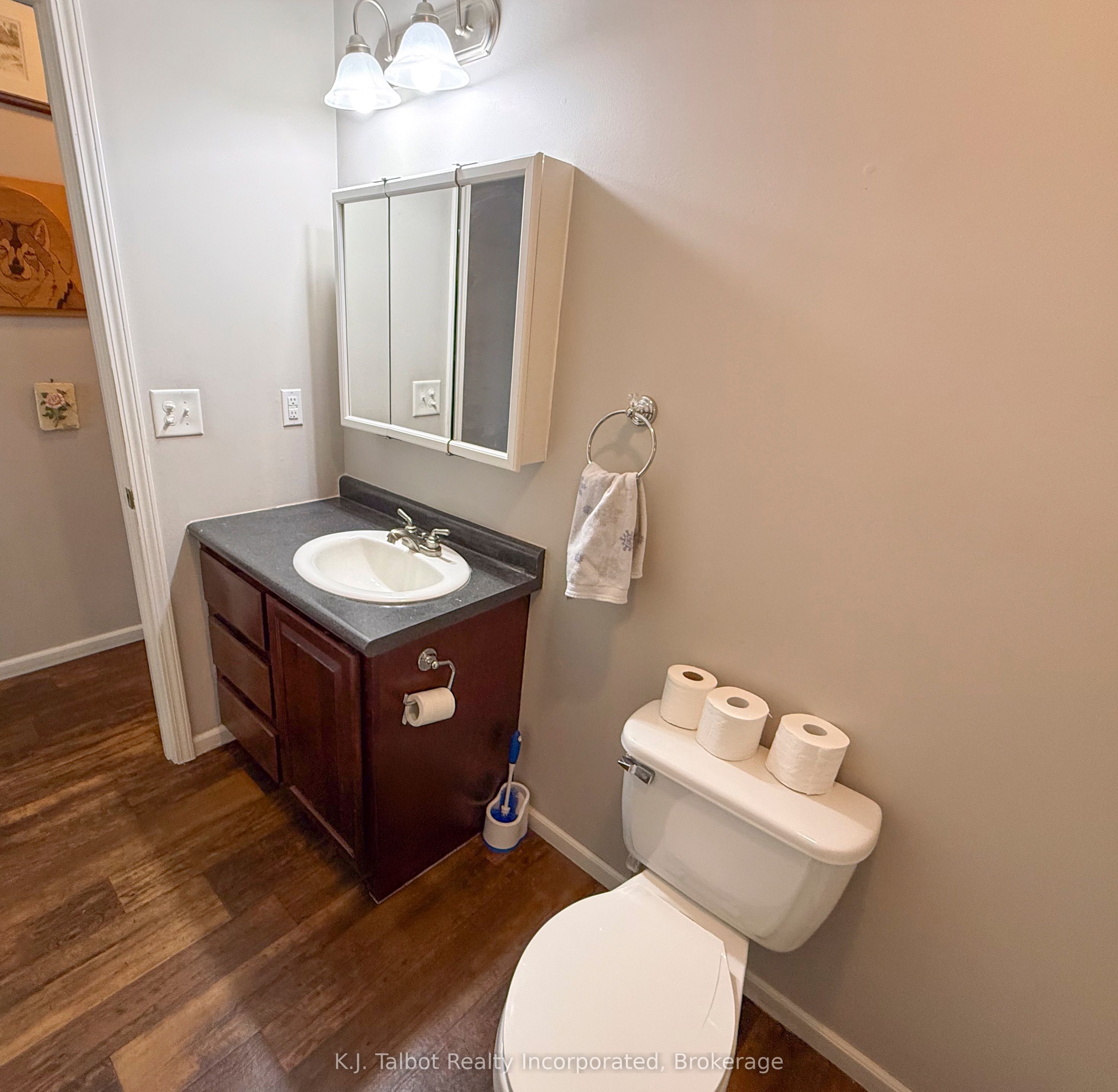 13 Sutton Drive Property Photo 9