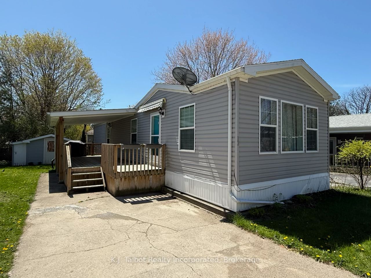 13 Sutton Drive Property Photo 20