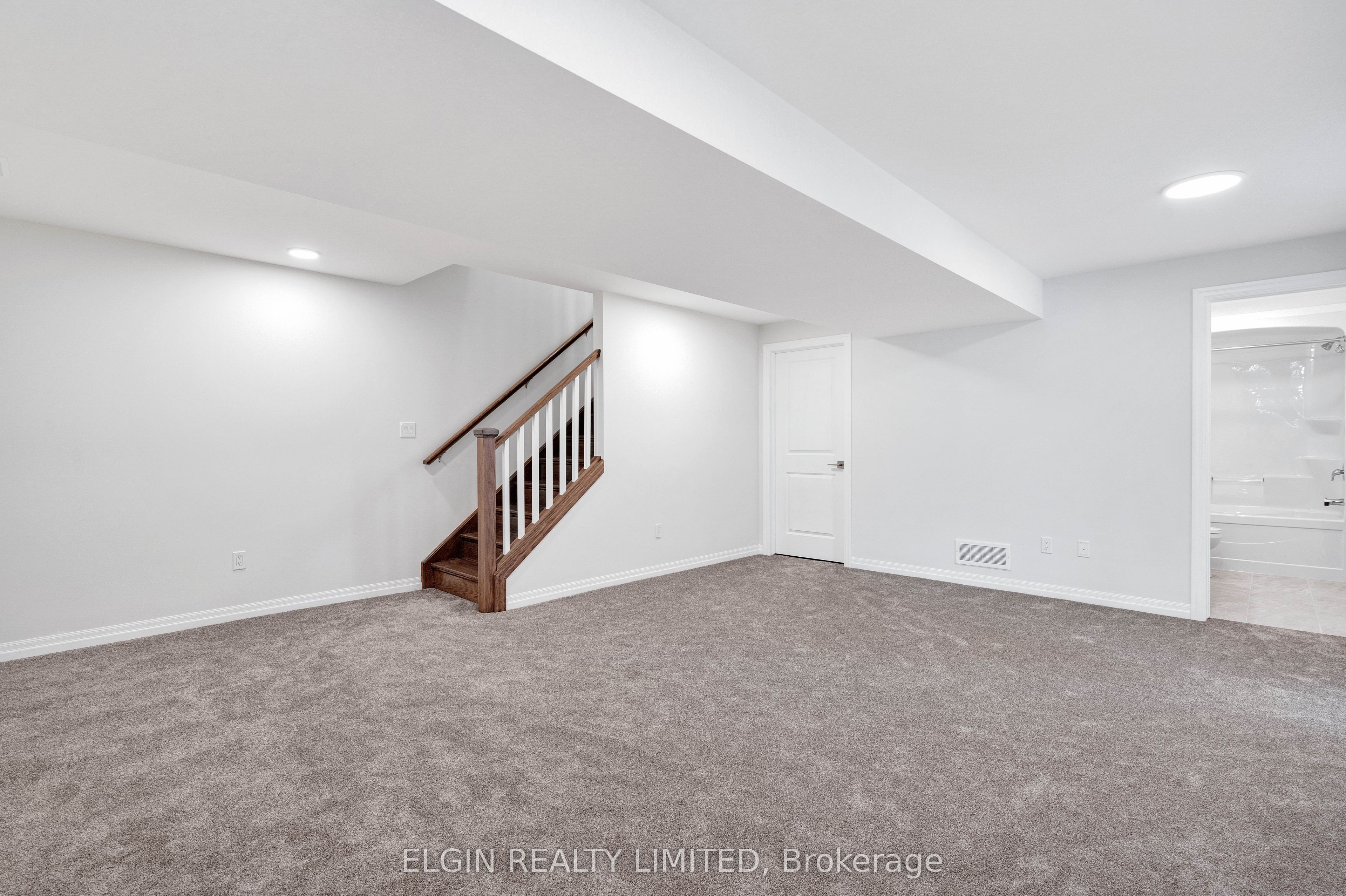 45 Lark Street Property Photo 31