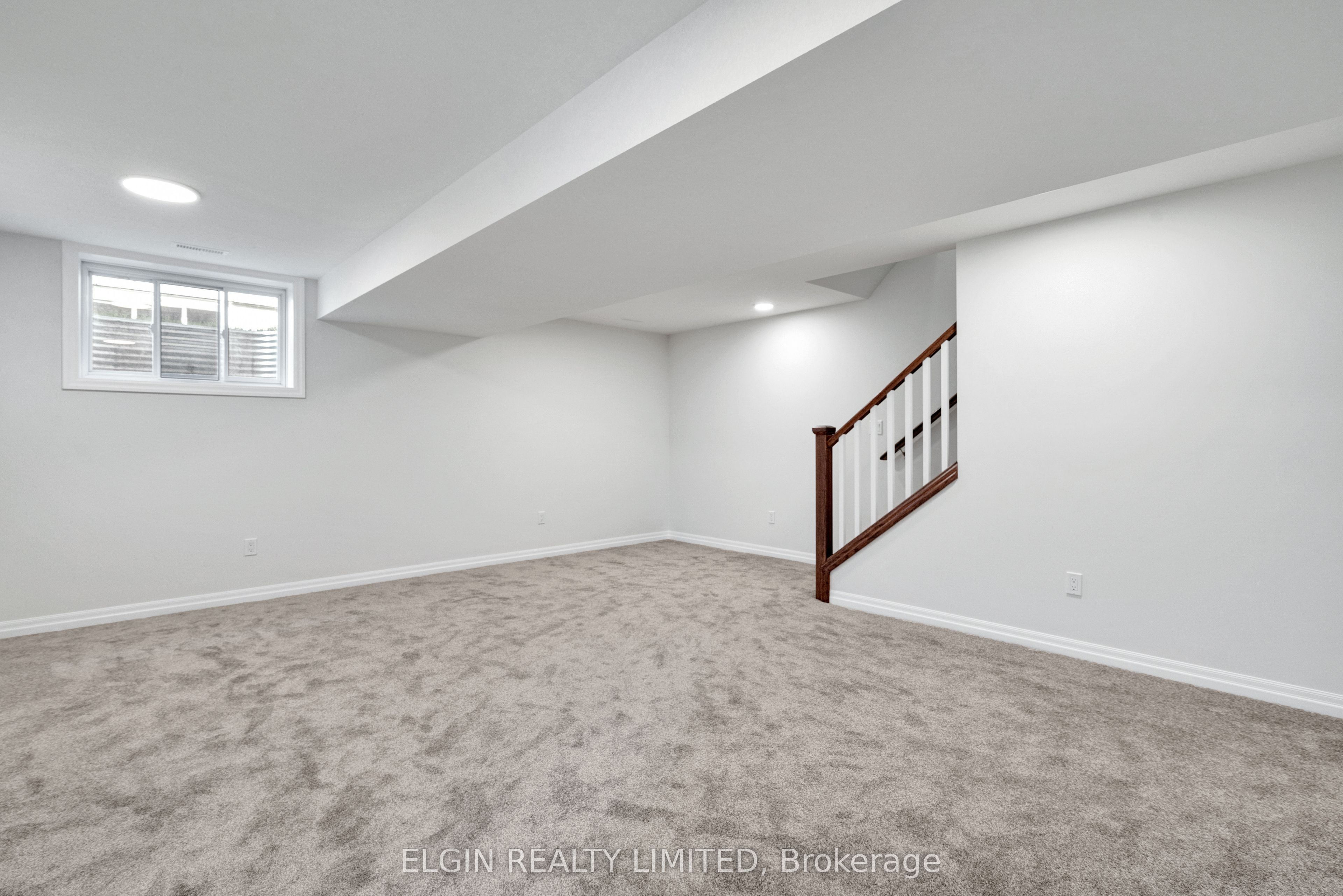 45 Lark Street Property Photo 32