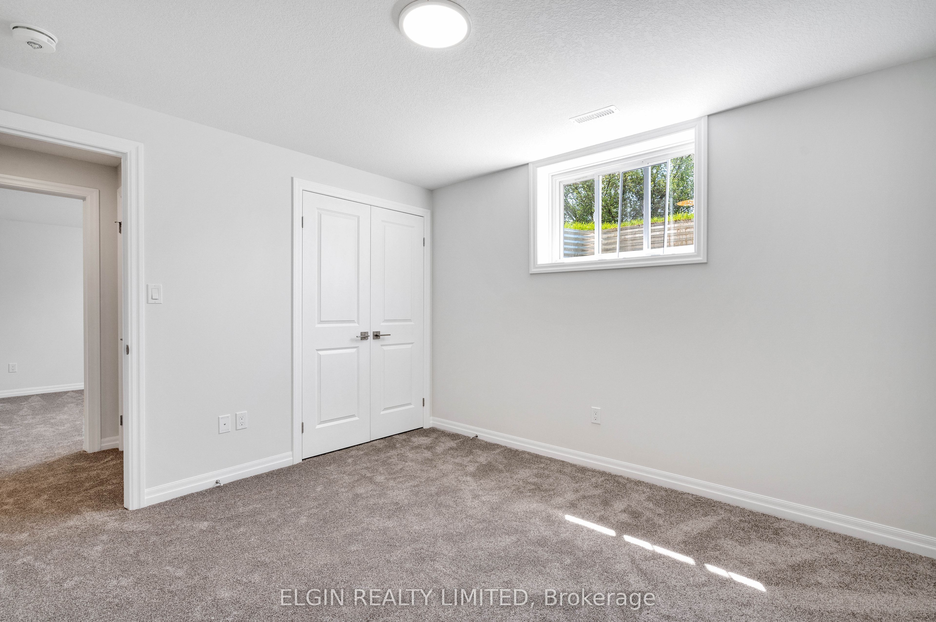 45 Lark Street Property Photo 34