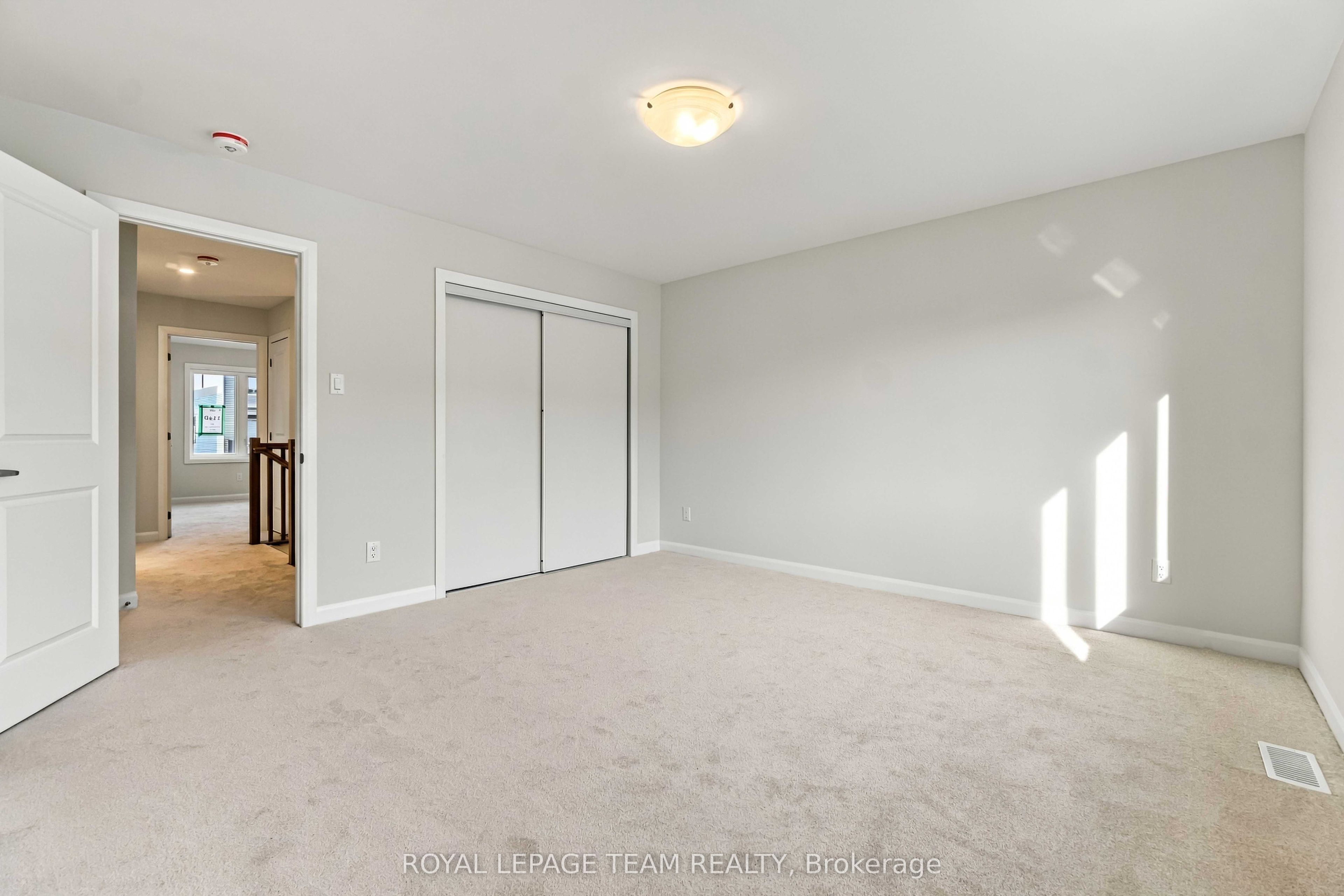 845 Fairline Row Property Photo 21