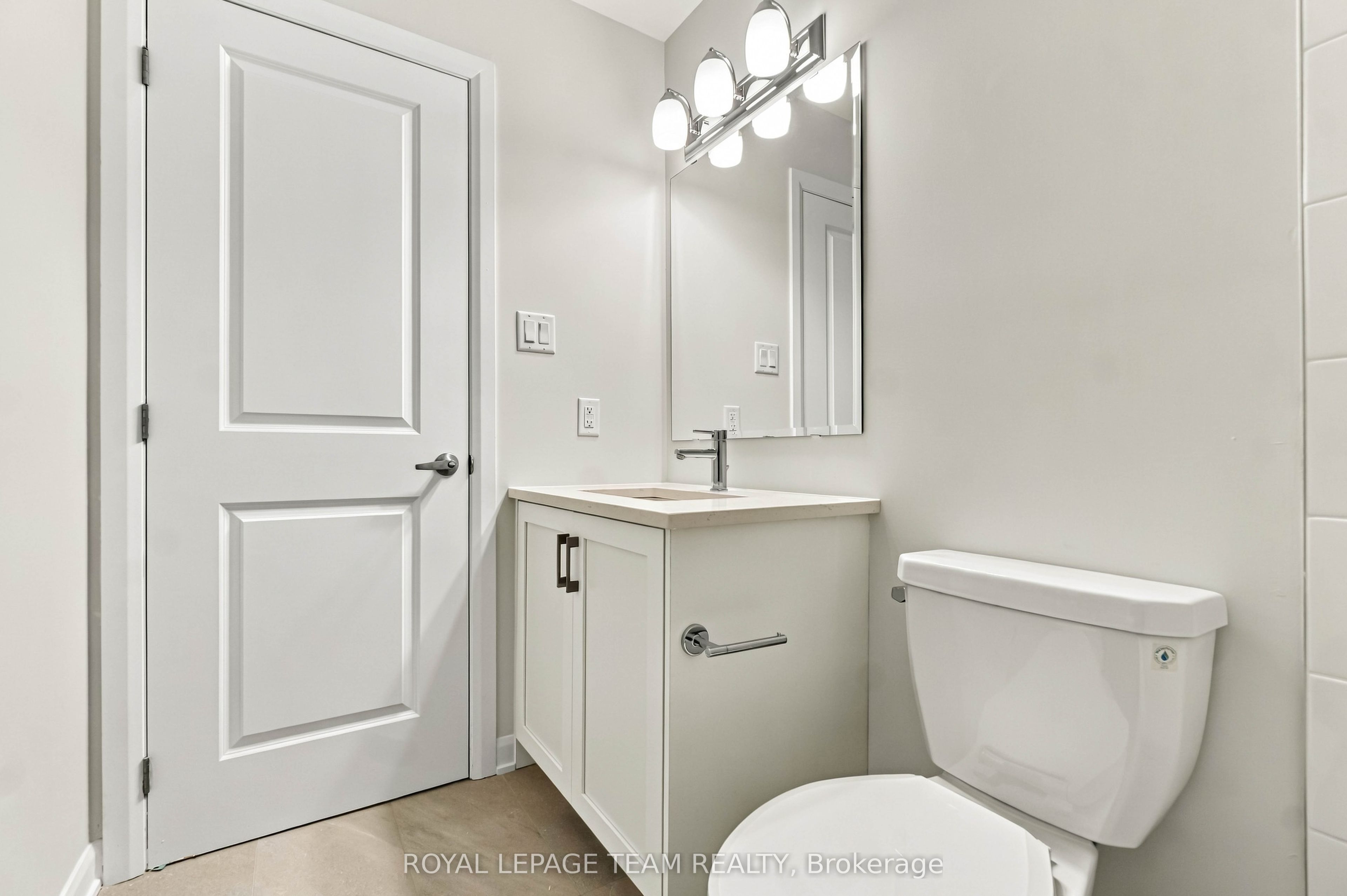 845 Fairline Row Property Photo 30