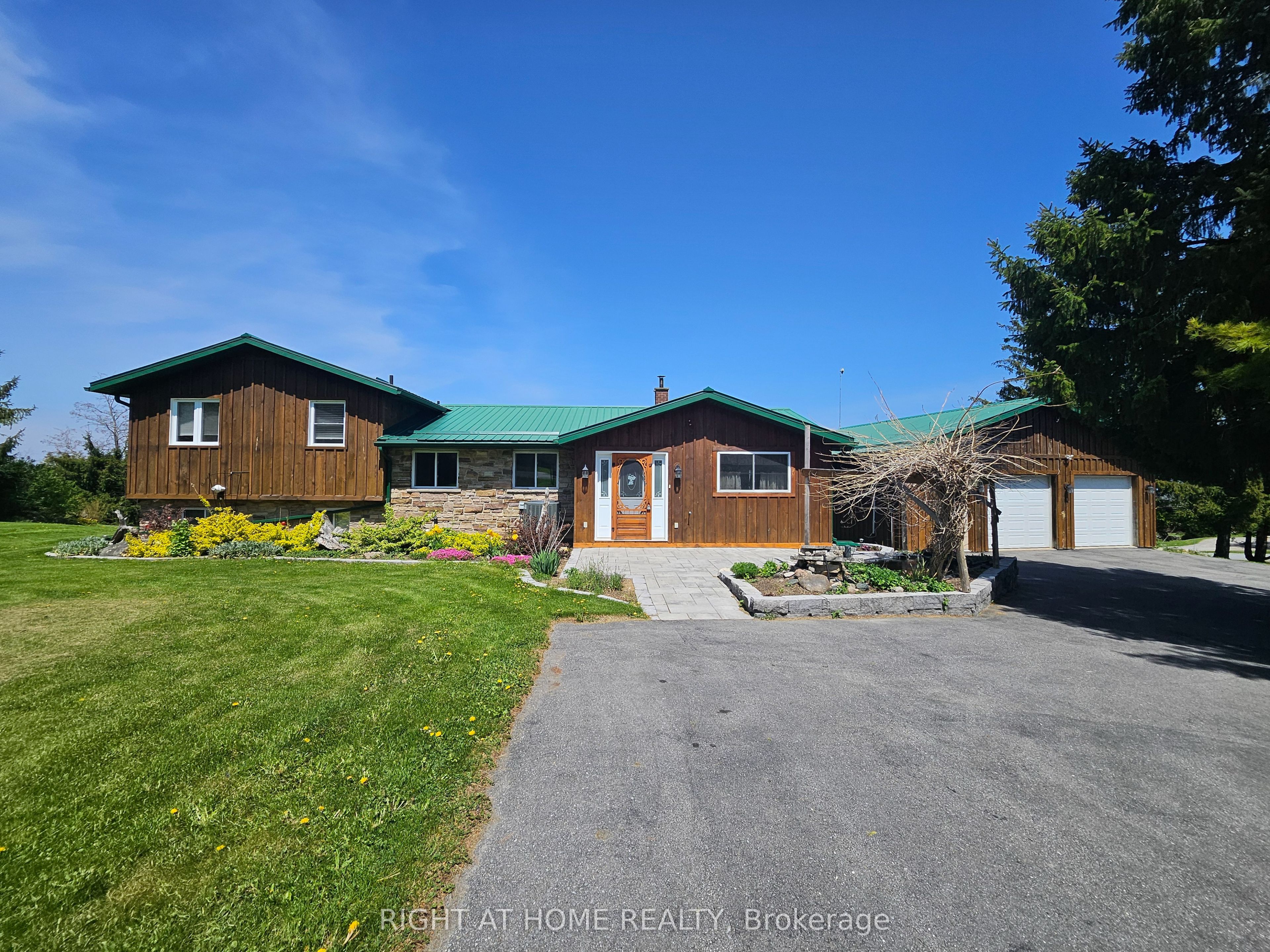152 Grandview Drive Property Photo 1
