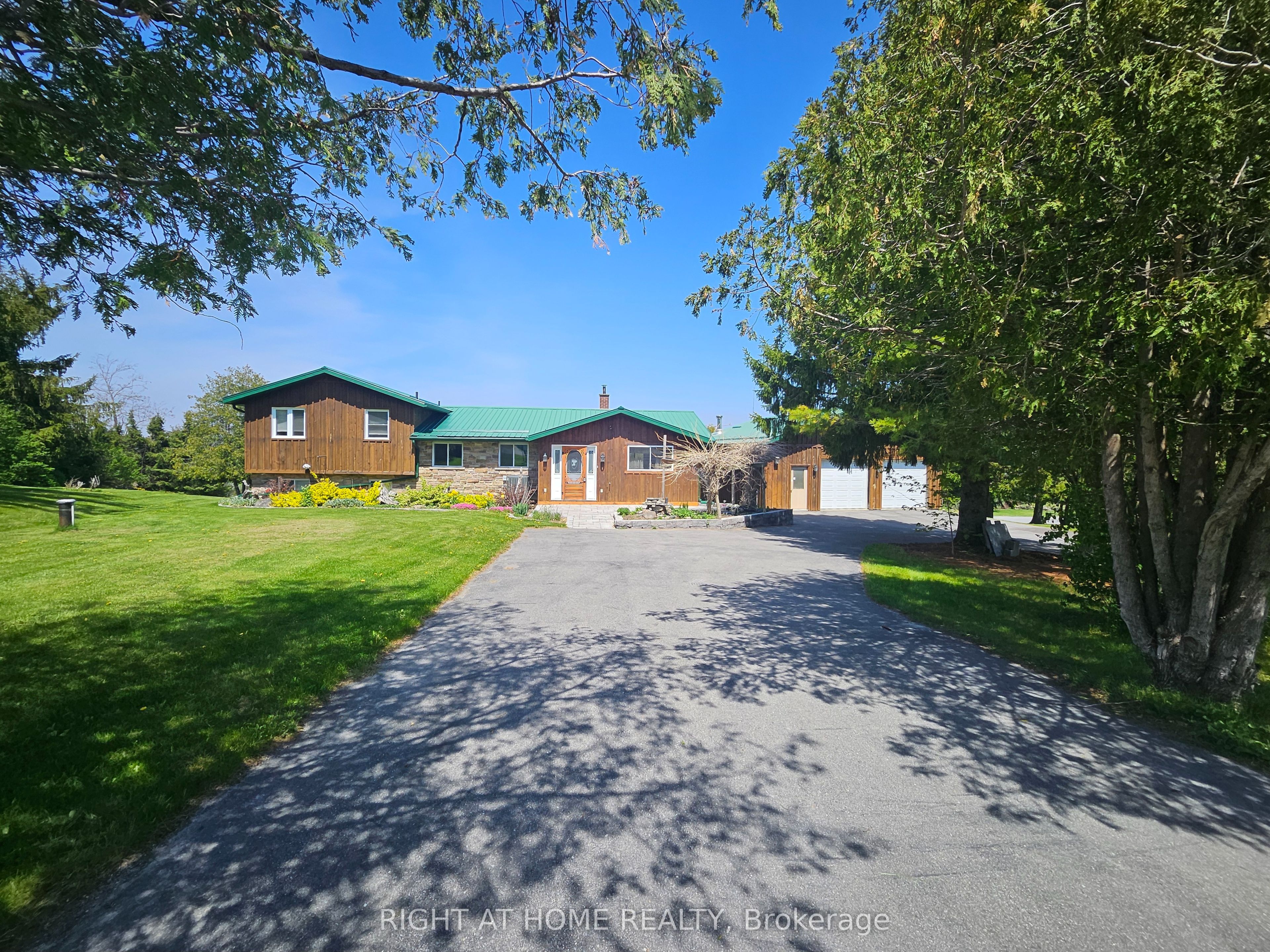 152 Grandview Drive Property Photo 3