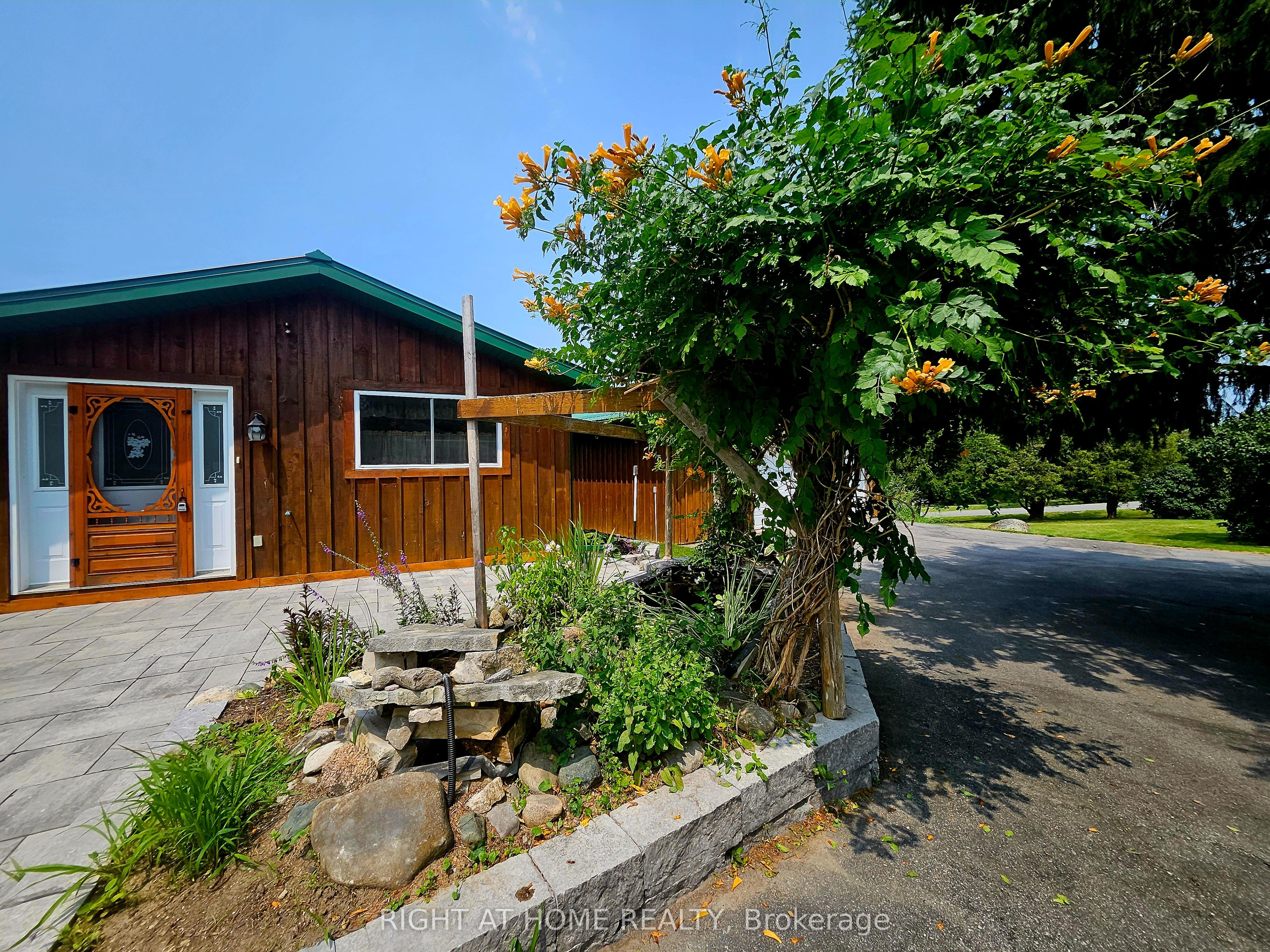 152 Grandview Drive Property Photo 6