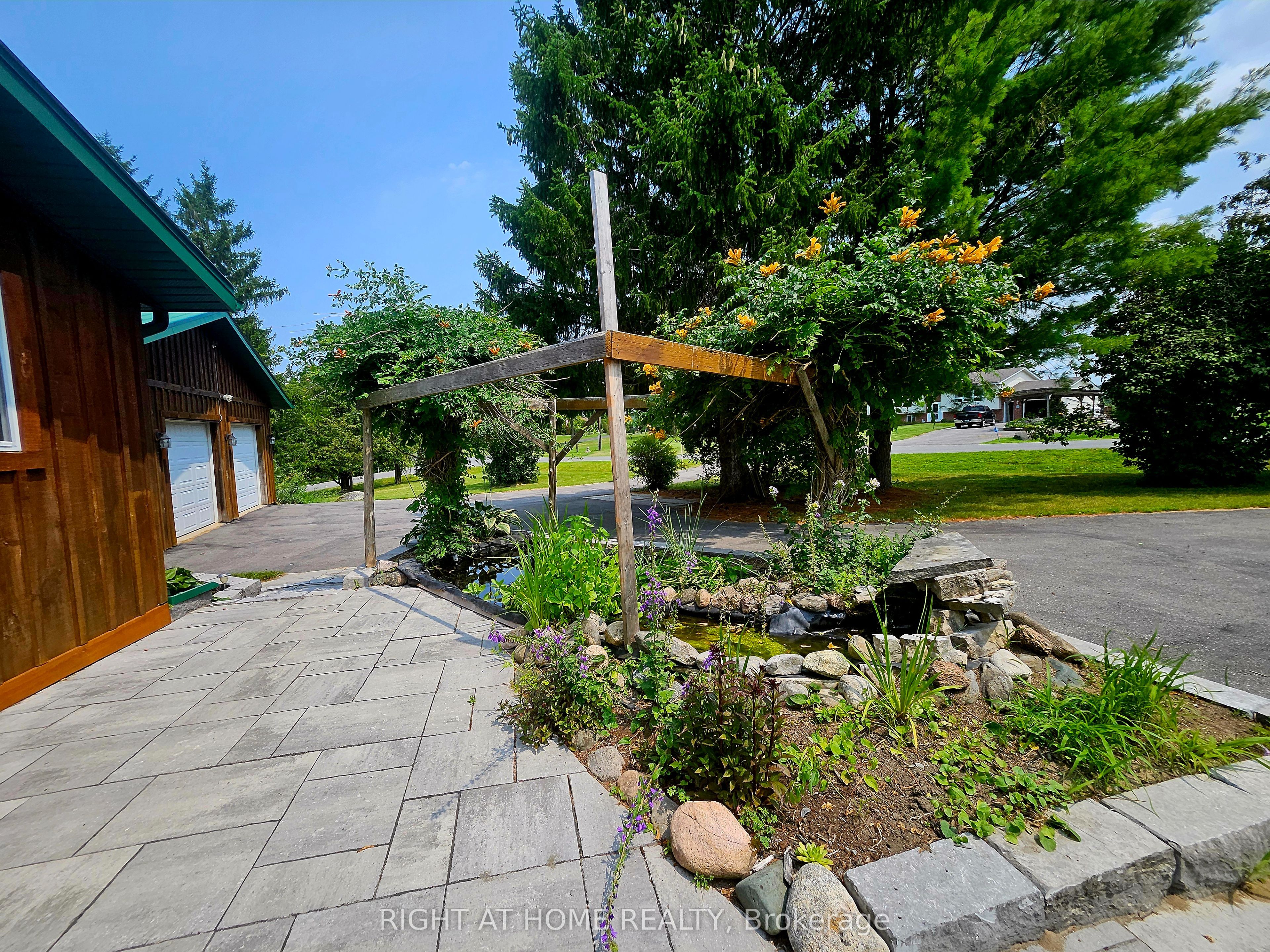 152 Grandview Drive Property Photo 7