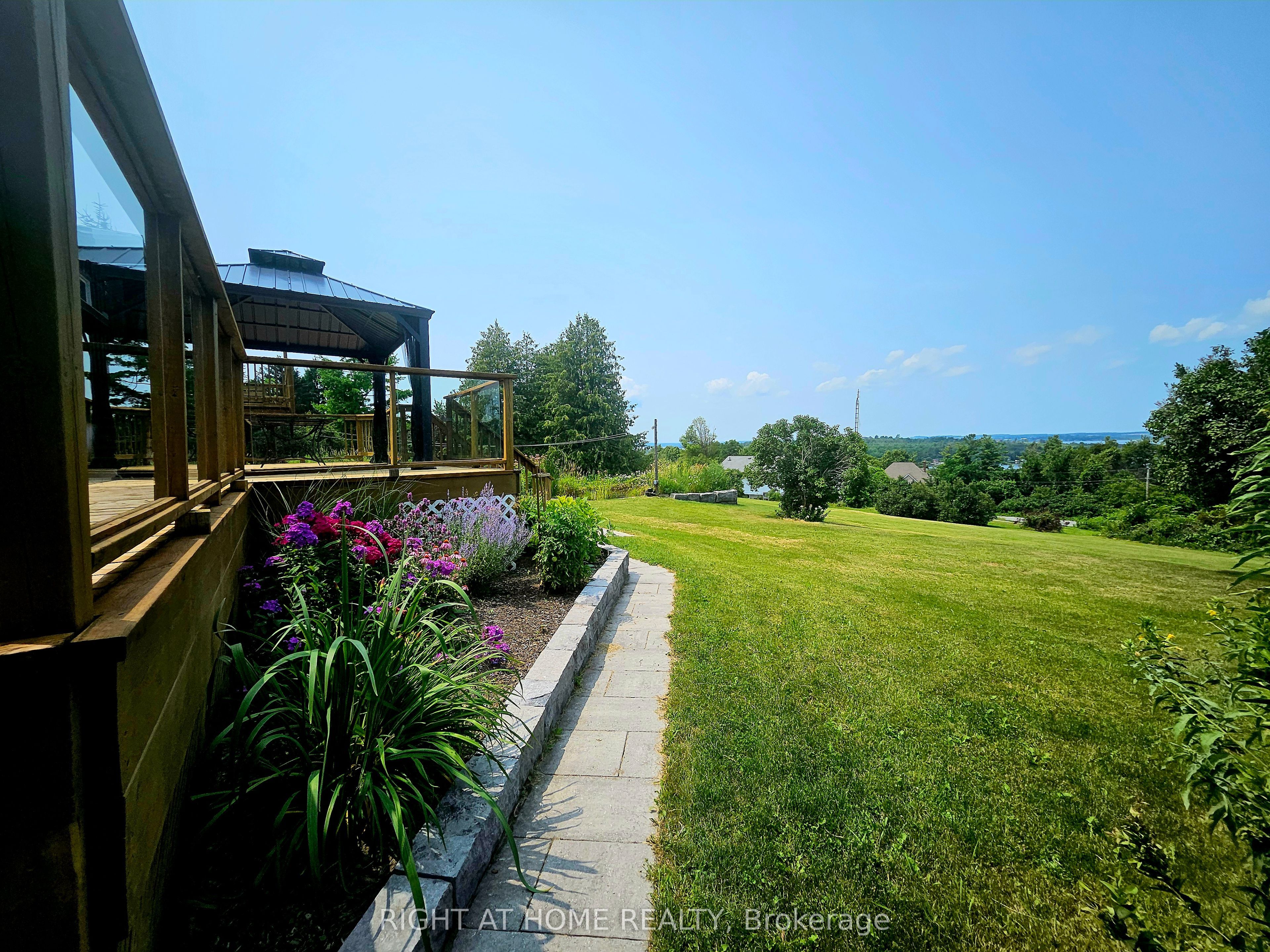 152 Grandview Drive Property Photo 44