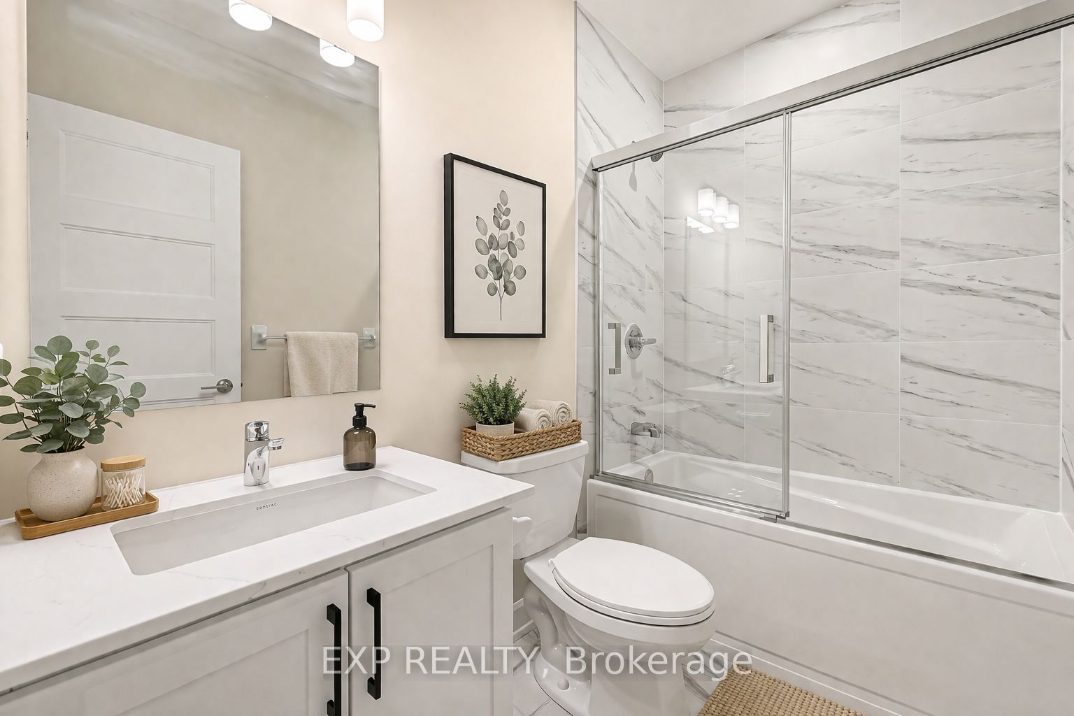 448 Falcon Lane B Property Photo 16