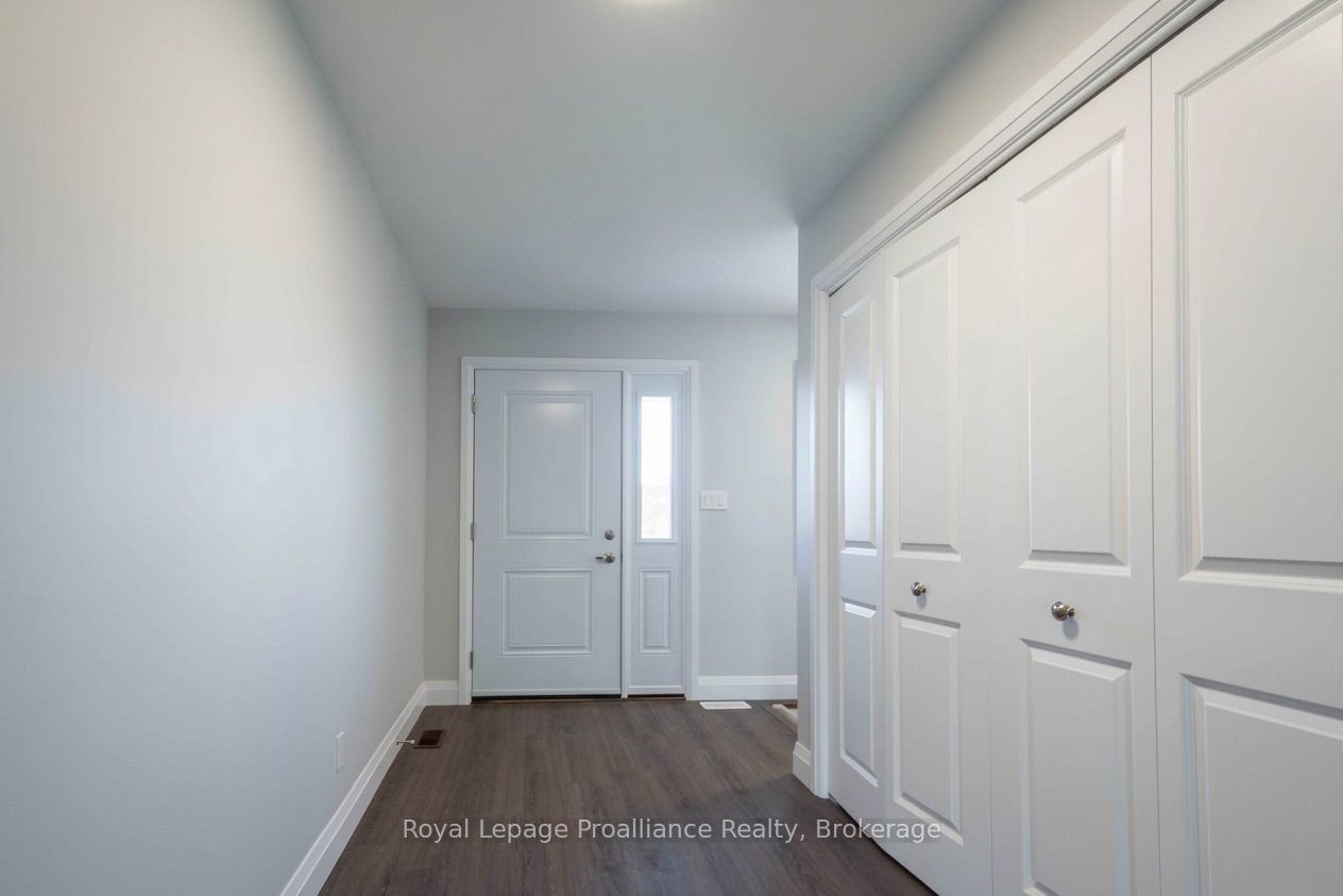 42 Mackenzie John Crescent Property Photo 5
