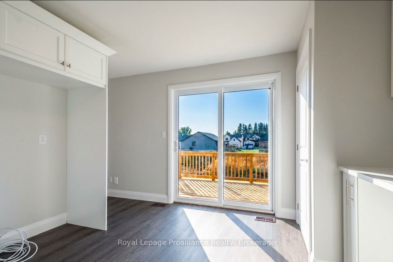 42 Mackenzie John Crescent Property Photo 11