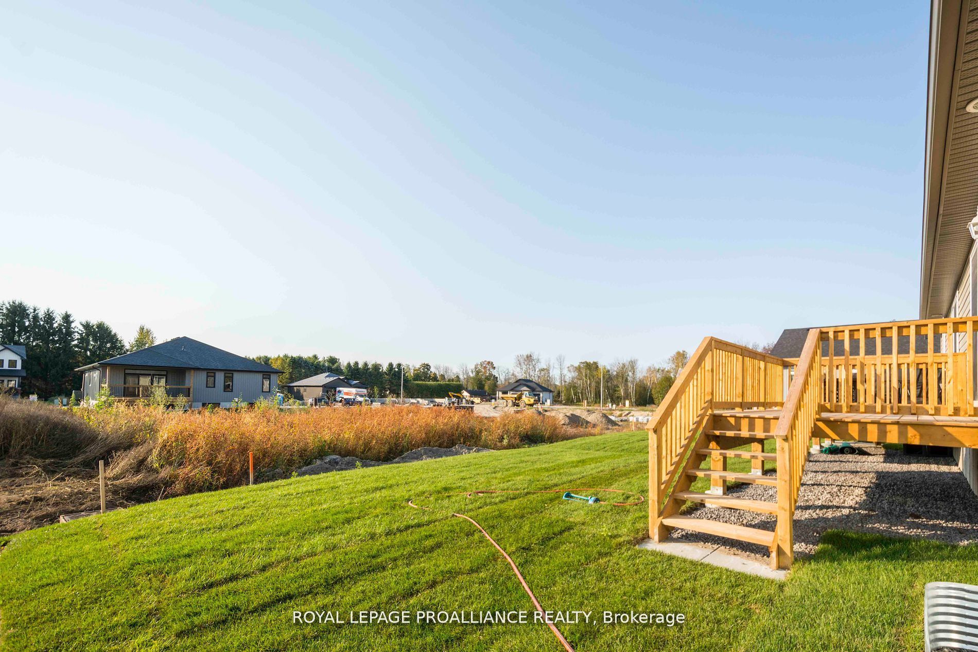 42 Mackenzie John Crescent Property Photo 17