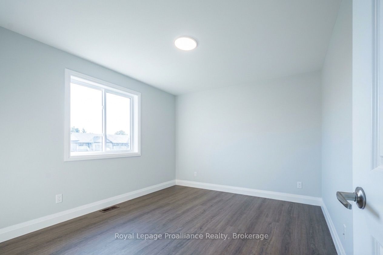 42 Mackenzie John Crescent Property Photo 17