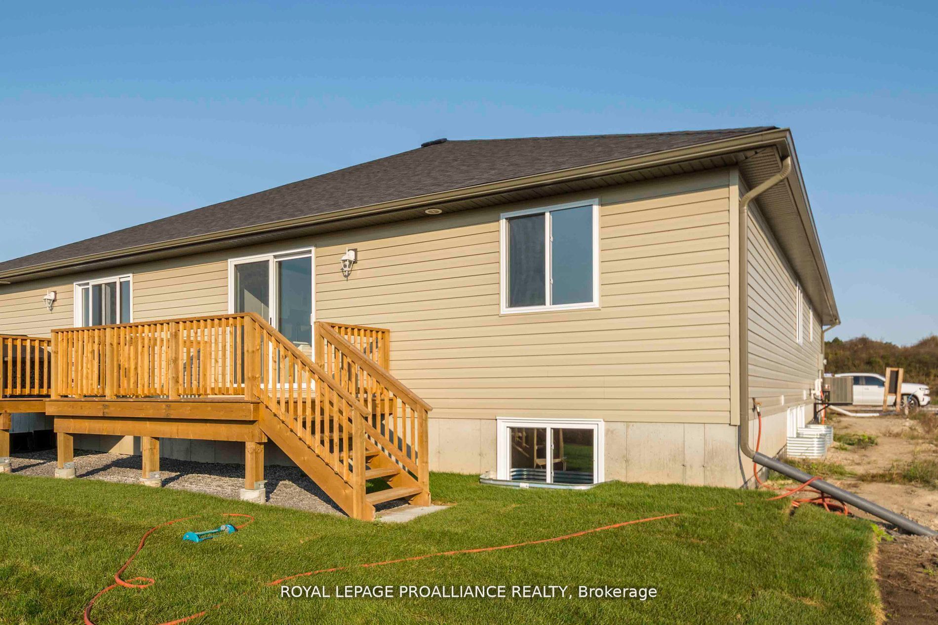 42 Mackenzie John Crescent Property Photo 18
