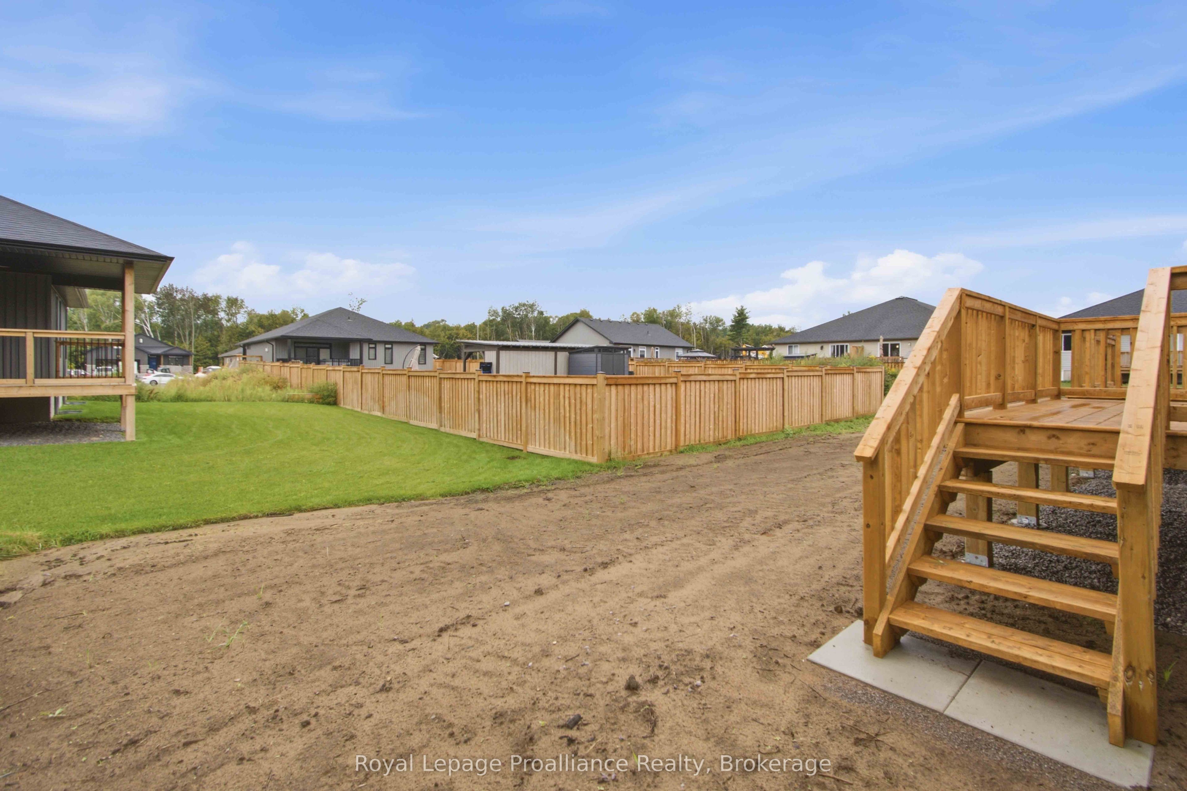 48 Mackenzie John Crescent Property Photo 19