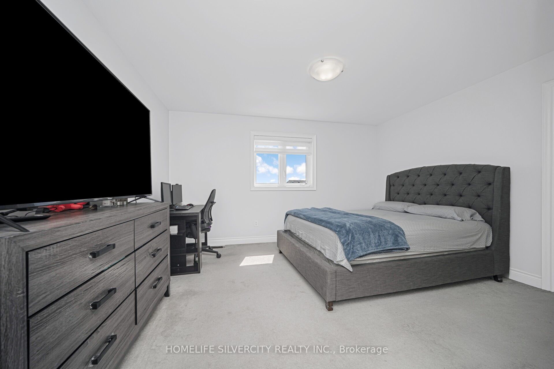 8 Mitchell Crescent Property Photo 30