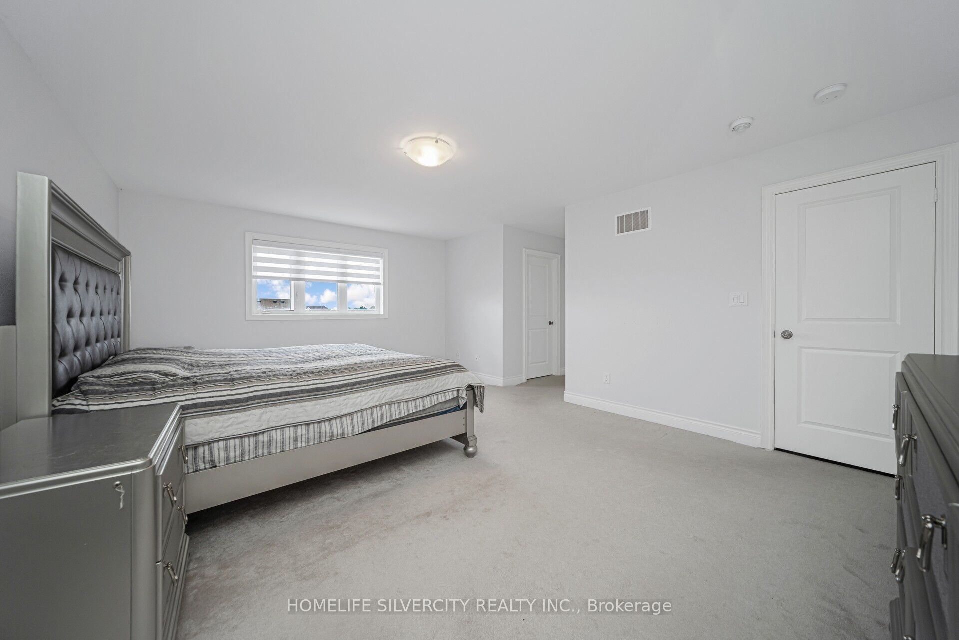 8 Mitchell Crescent Property Photo 33