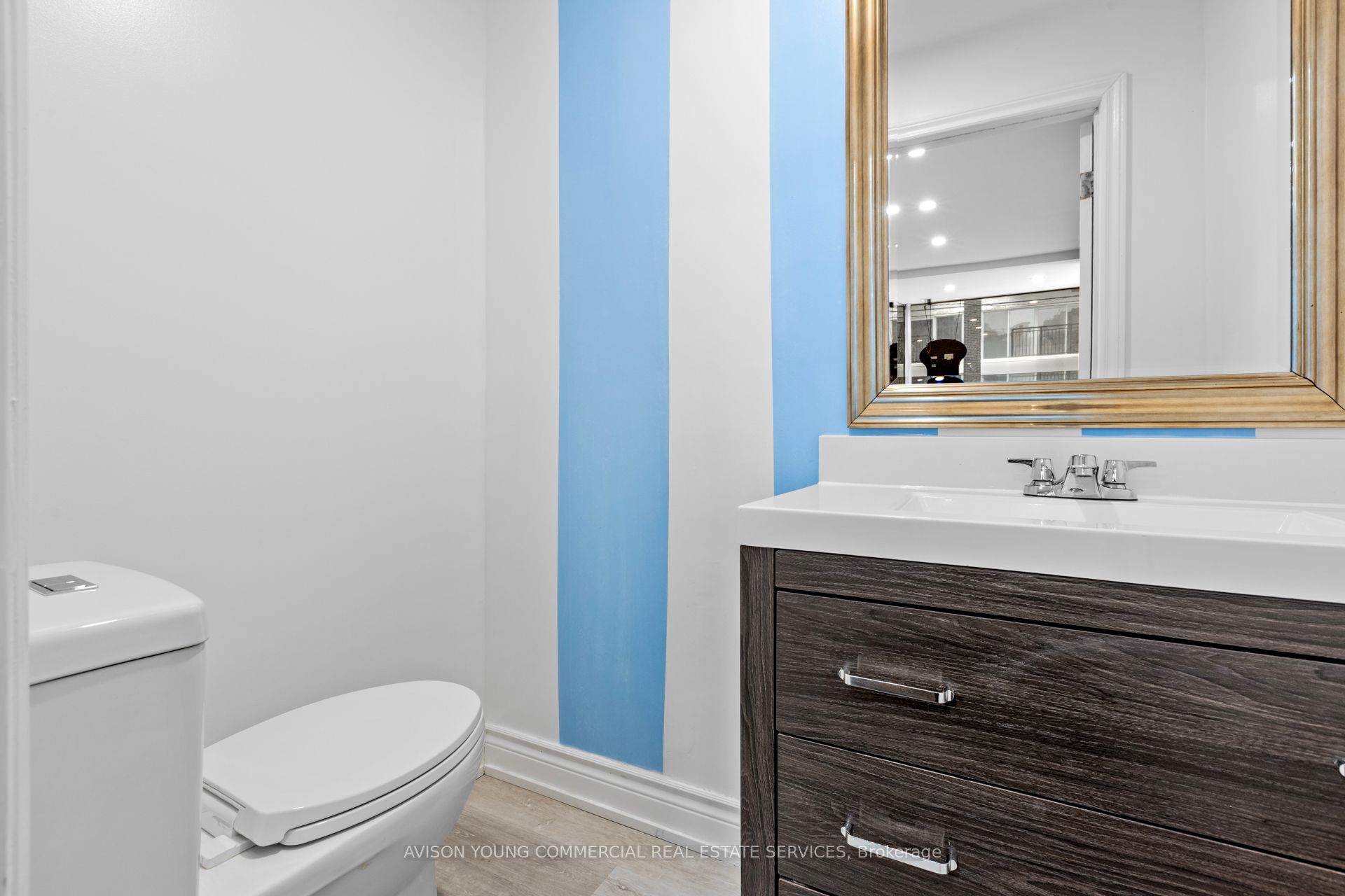 168 O'connor Street Property Photo 4