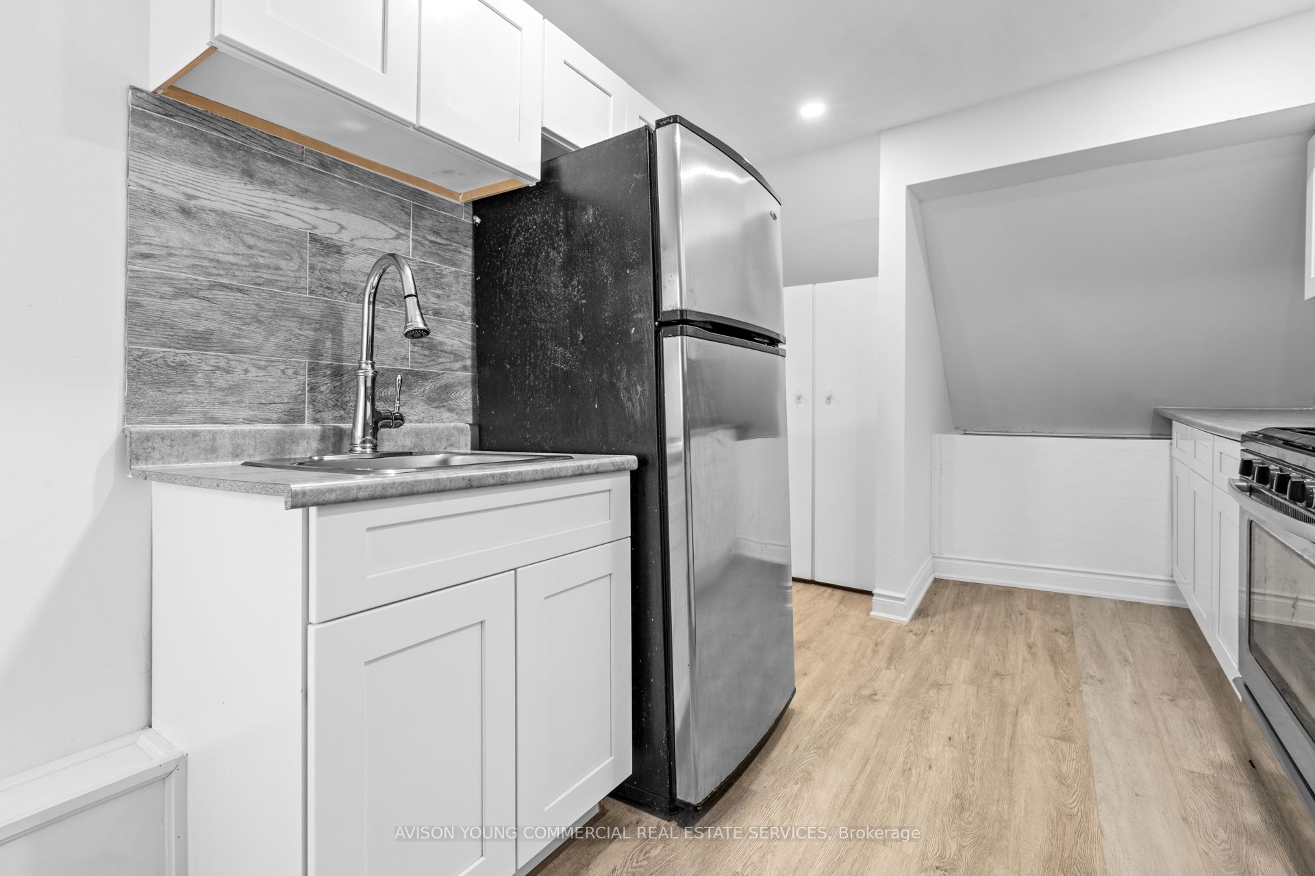 168 O'connor Street Property Photo 12