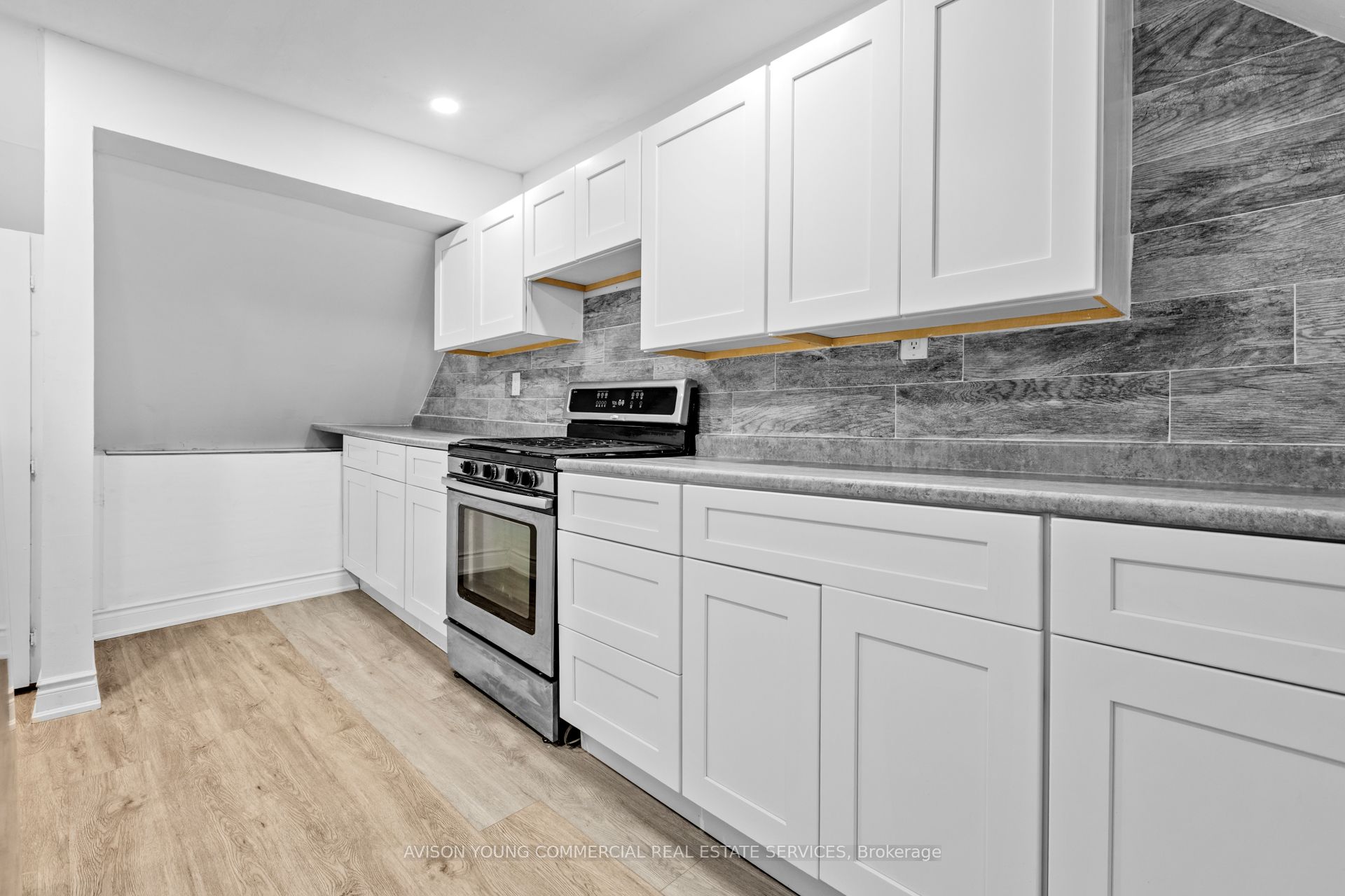 168 O'connor Street Property Photo 13
