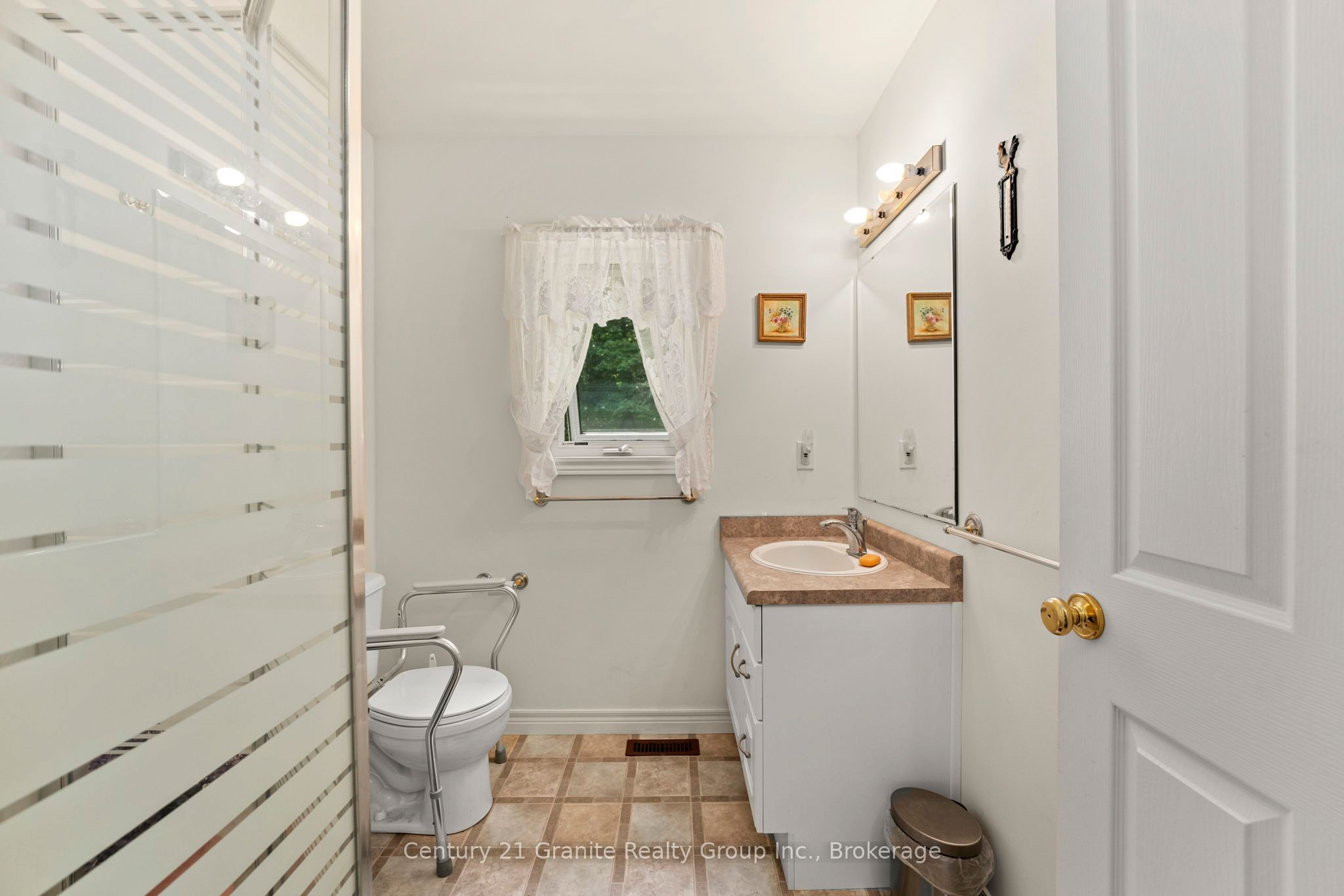 1753 Northshore Road Property Photo 19