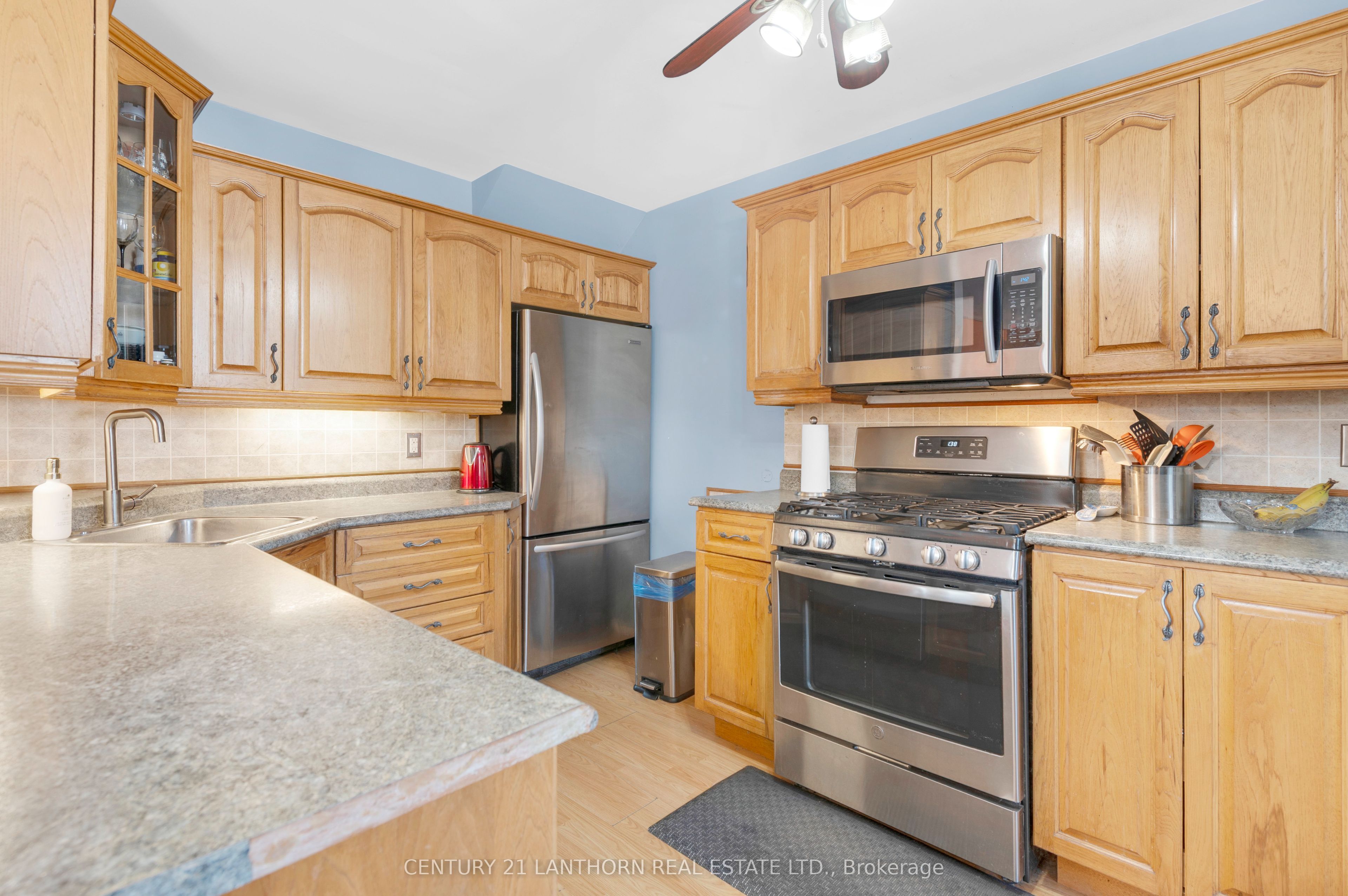 521 Fuller Road Property Photo 14