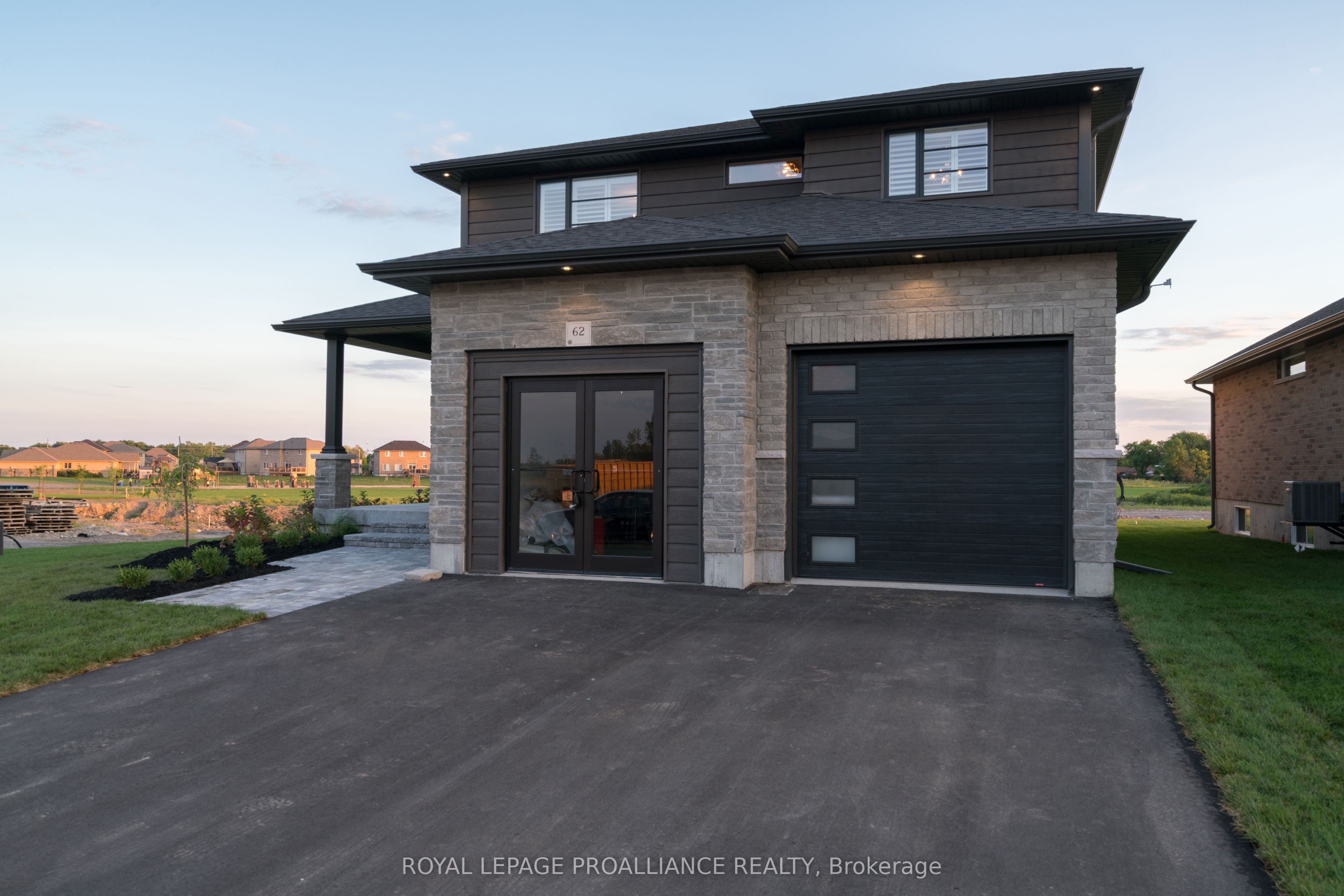 62 Hampton Ridge Drive Property Photo 6