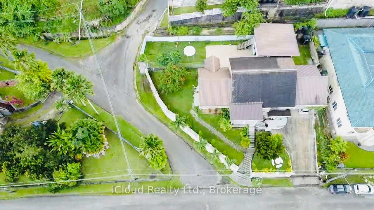 45 Lisa Avenue Property Photo 2