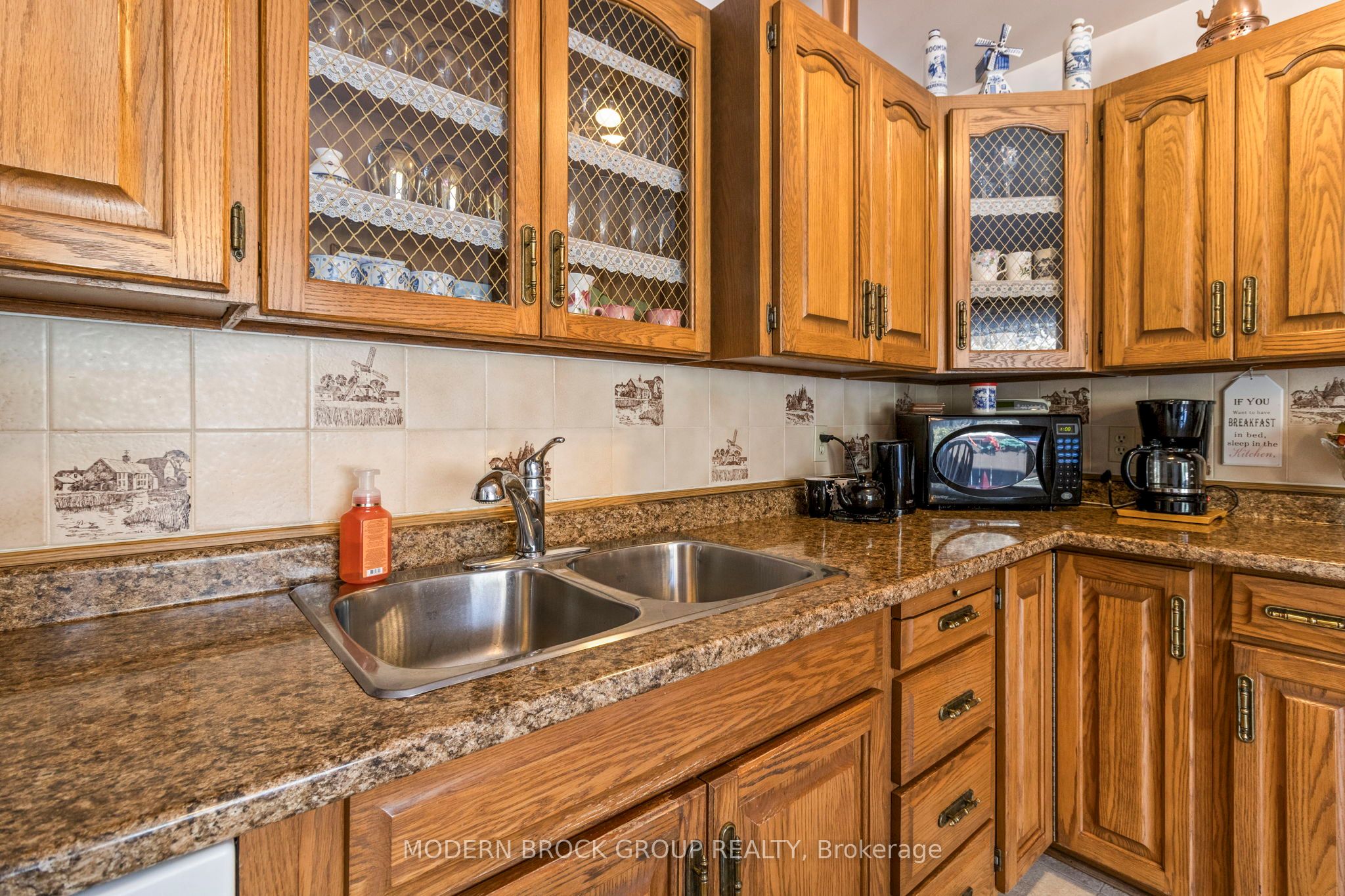 24 Bernard Crescent Property Photo 14