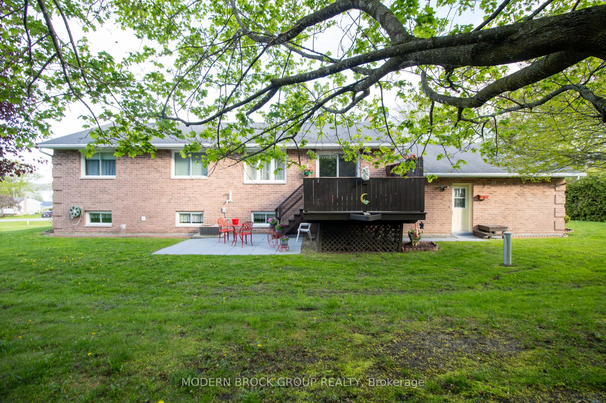 24 Bernard Crescent Property Photo 40