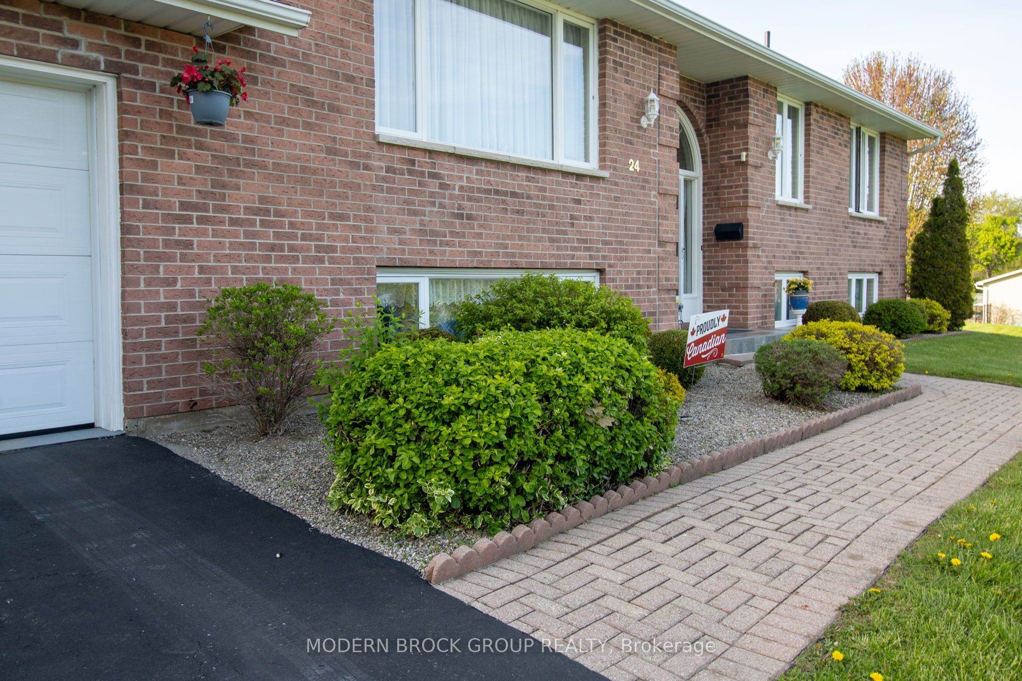 24 Bernard Crescent Property Photo 42