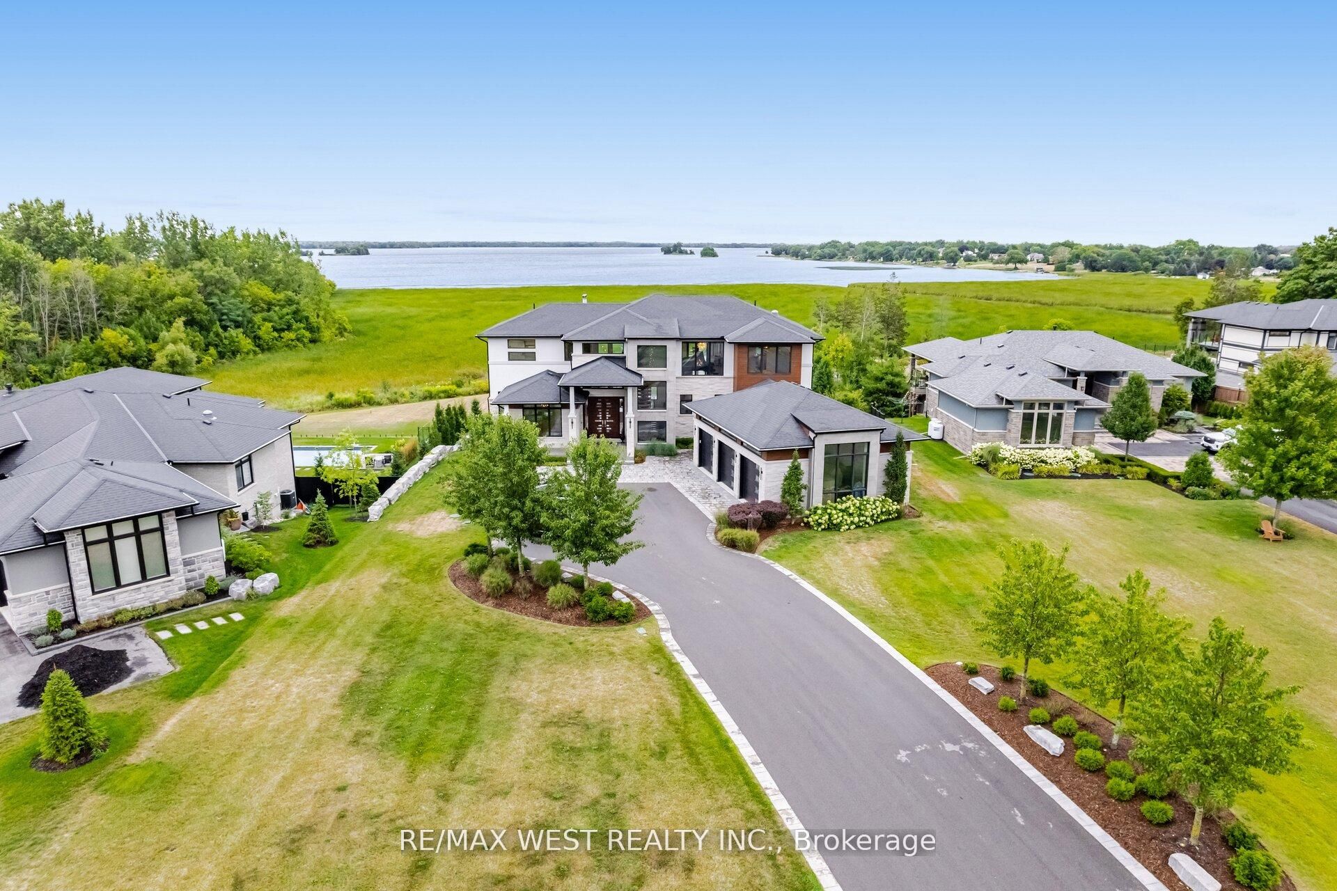 83 Navigation Drive Property Photo 1