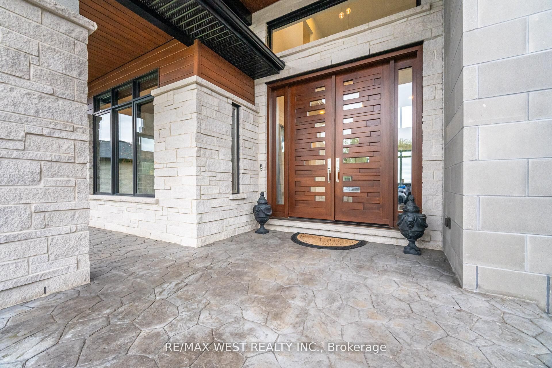 83 Navigation Drive Property Photo 2